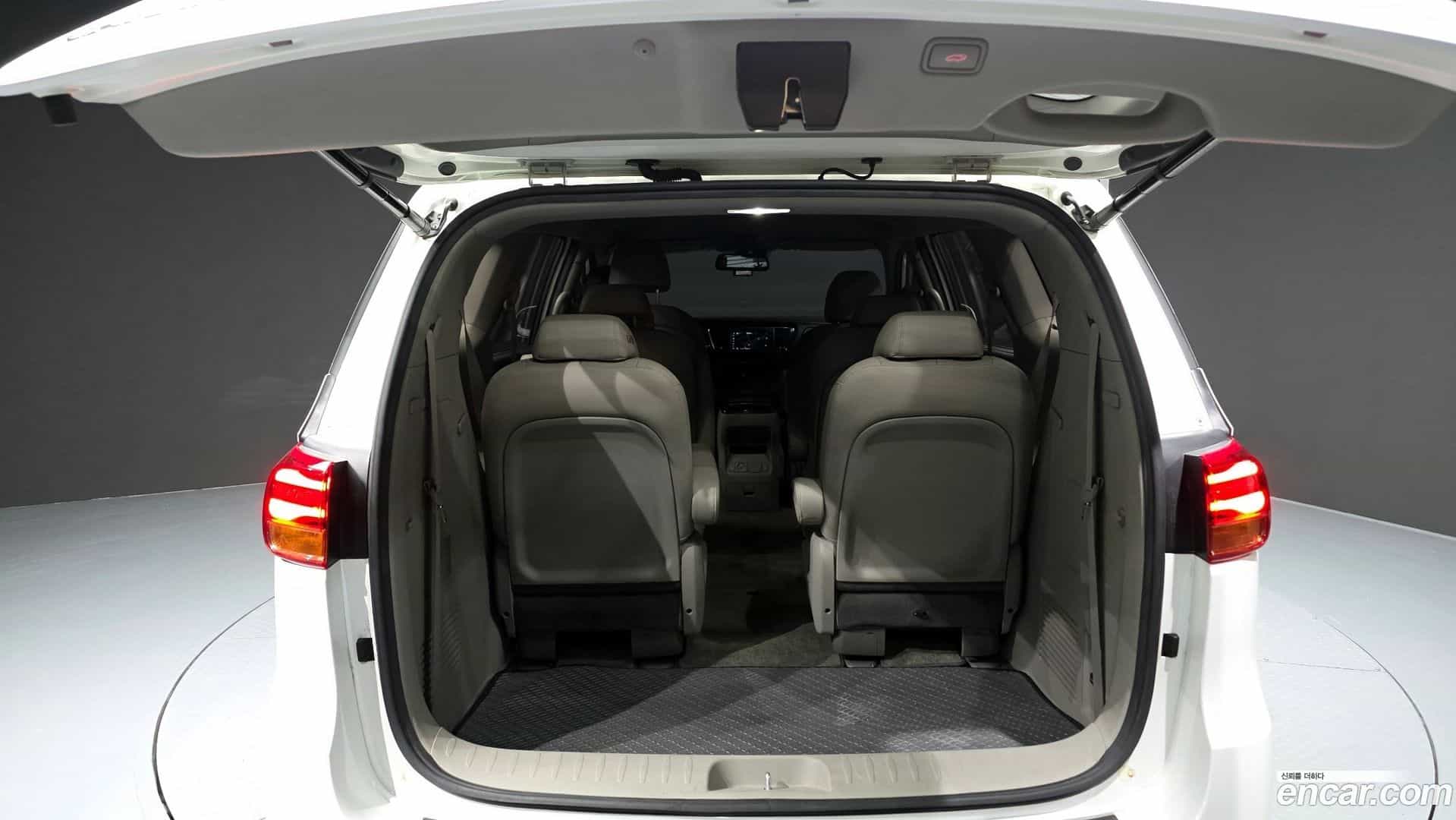 Canival Kia 2018.2-OPTION-024