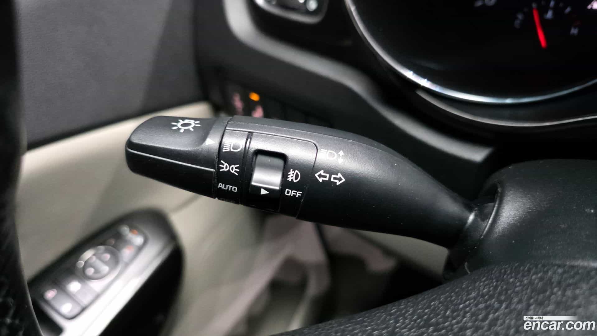 Canival Kia 2018.2-OPTION-043
