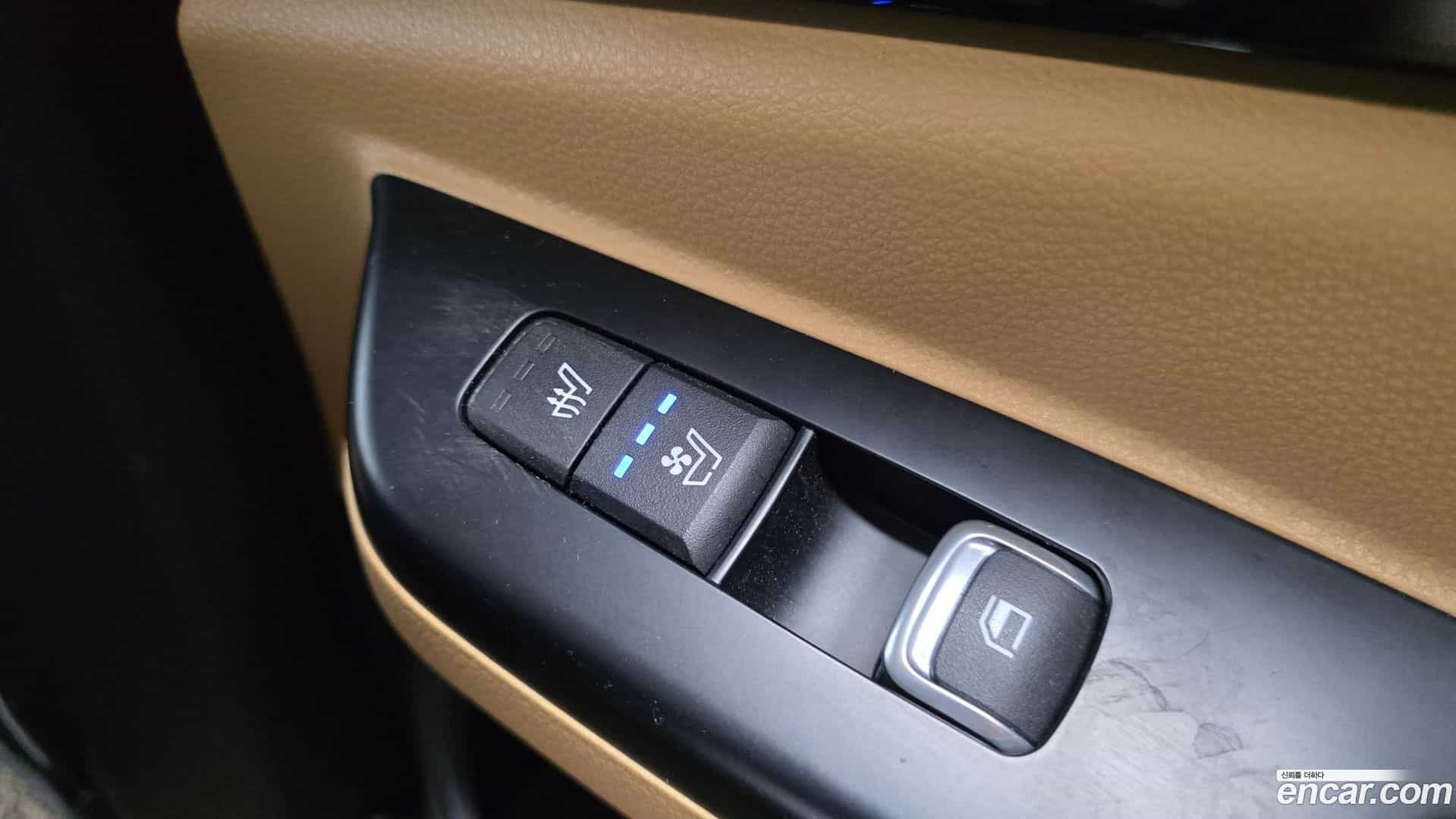 Canival Kia 2021.2-OPTION-042
