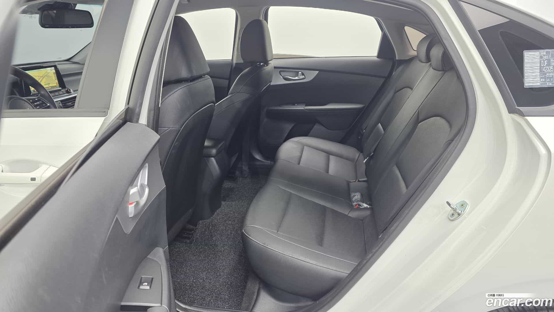 K3 Kia 2022.2-OPTION-016