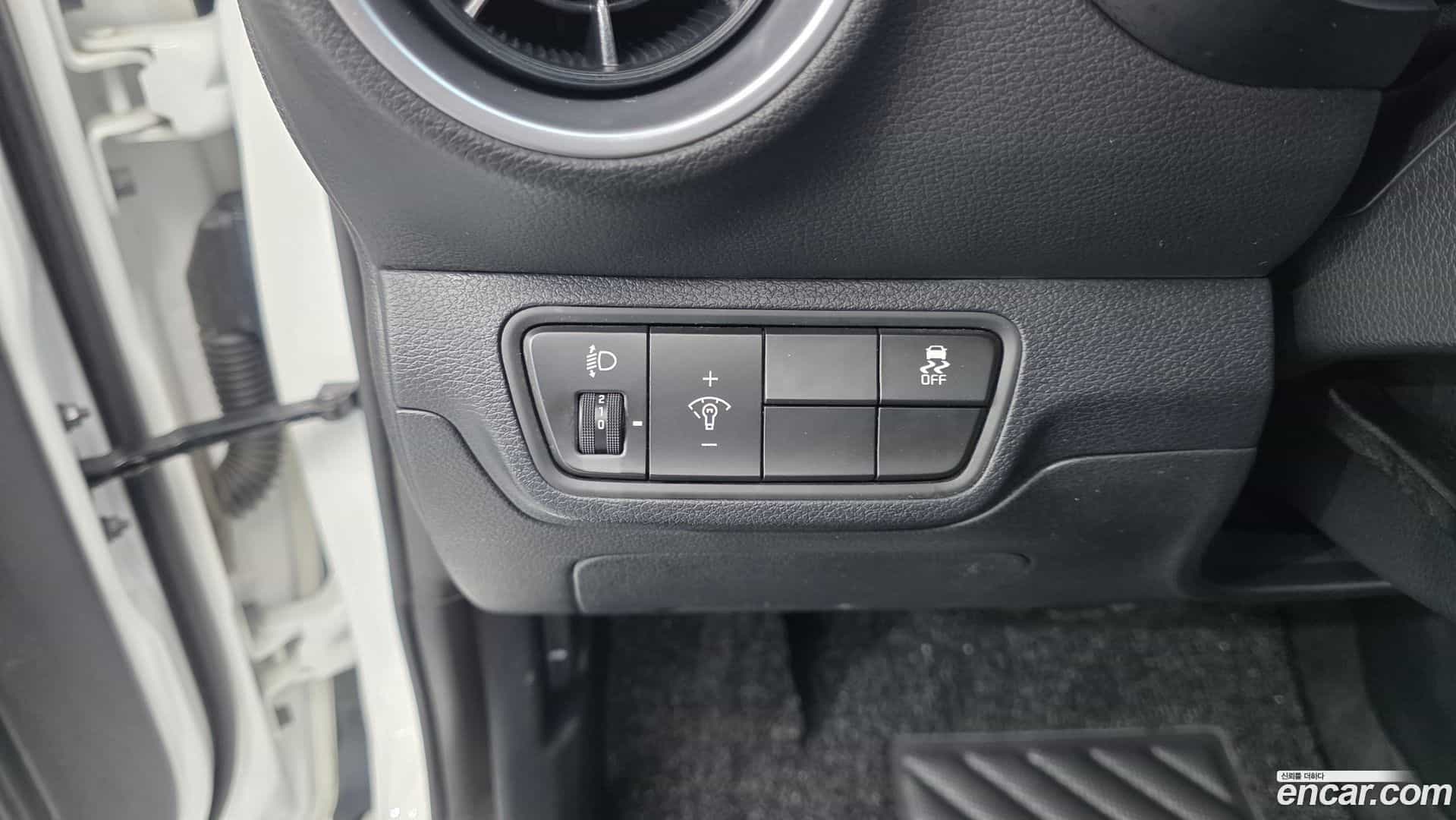 K3 Kia 2022.2-OPTION-040