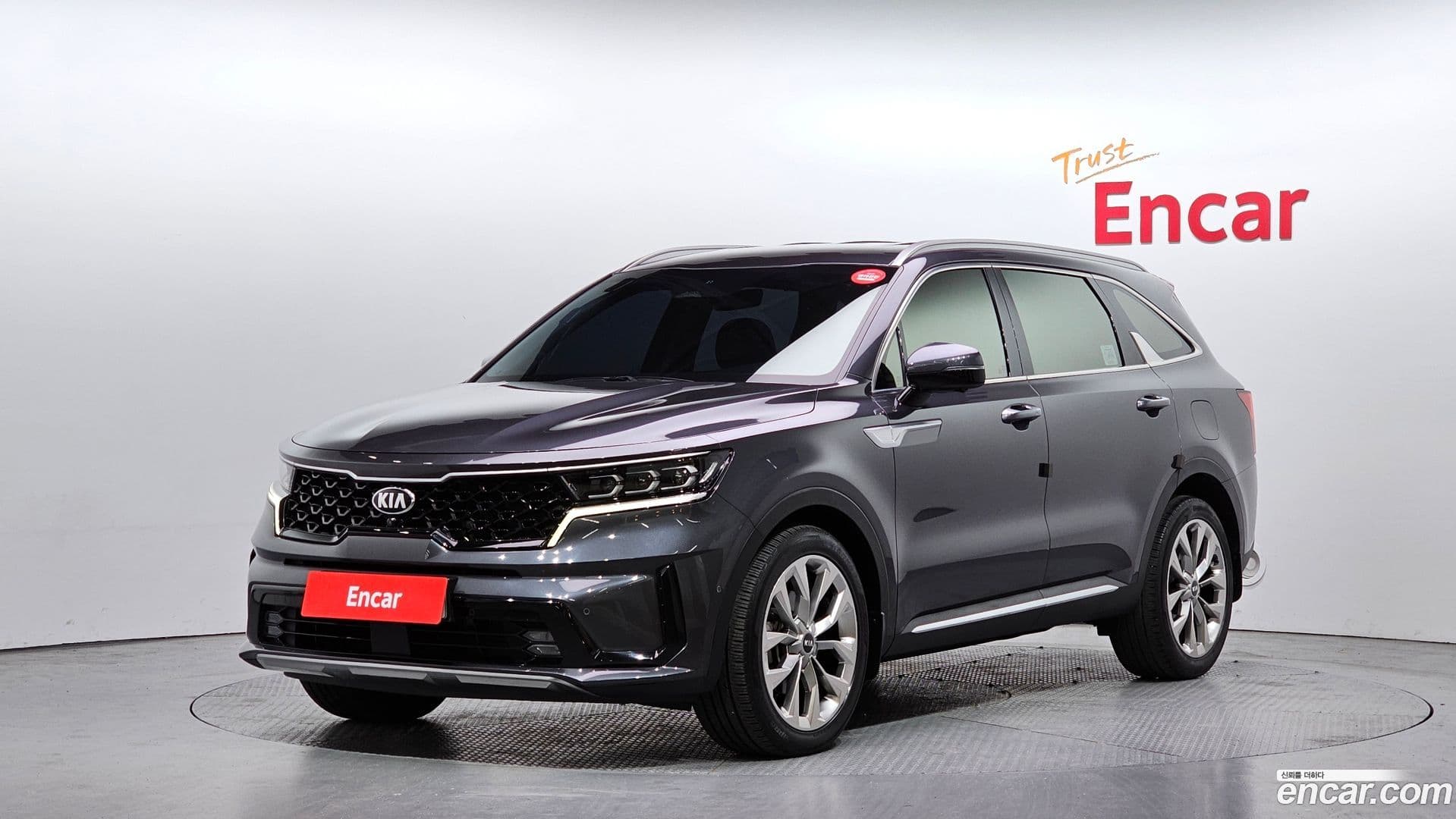 Main__Slider__Photo:Sorento Kia 2020.4-0