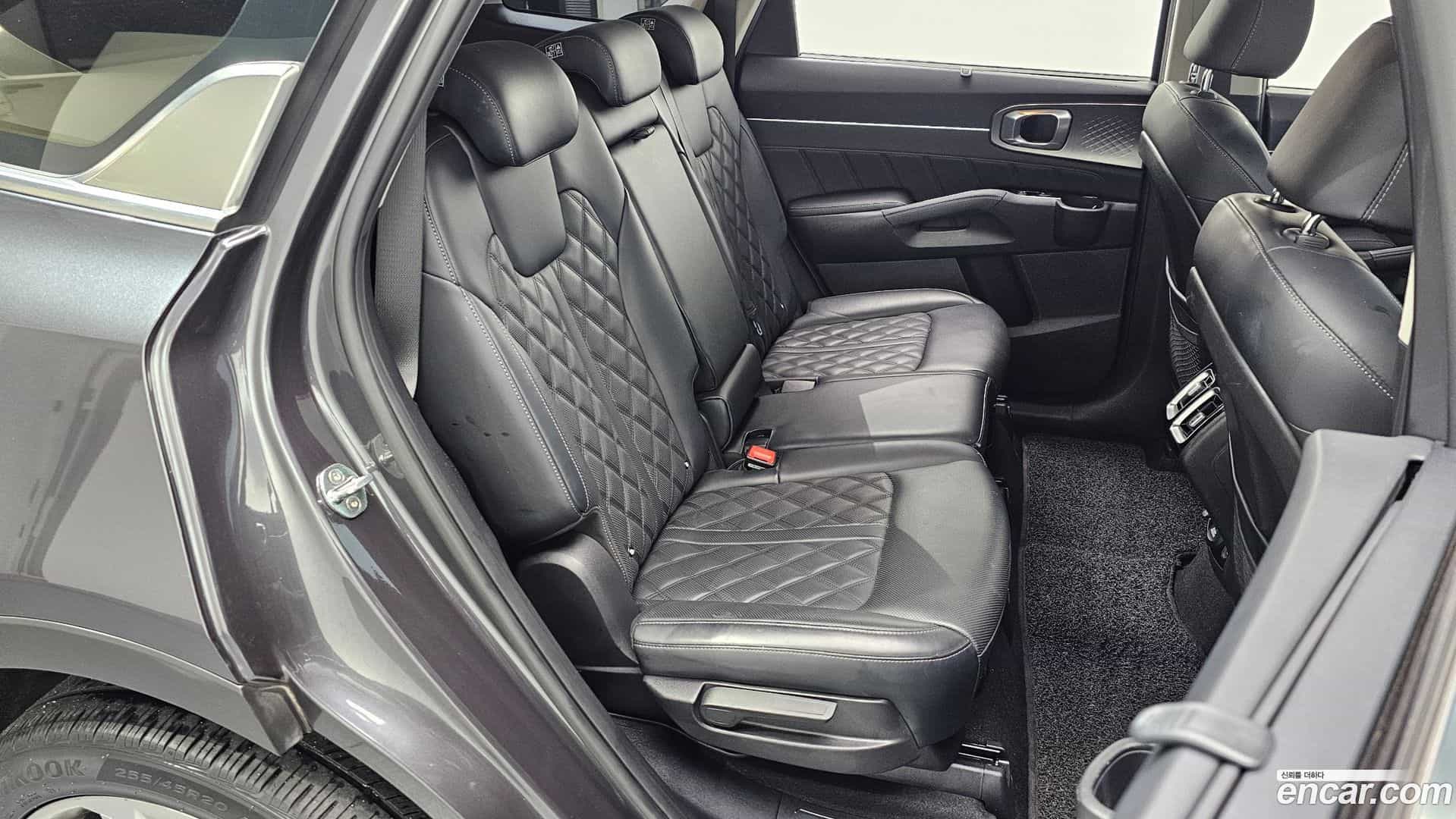Sorento Kia 2020.4-OPTION-015