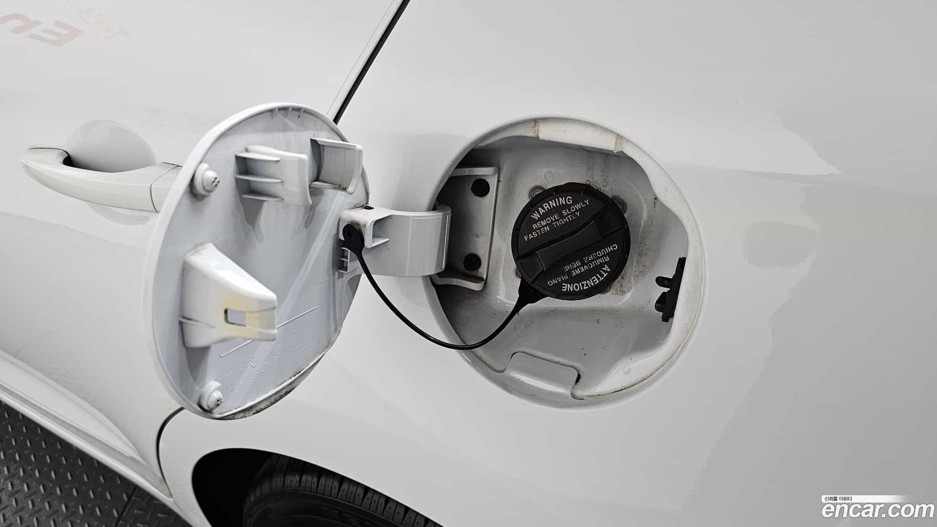 AVANTE Hyundai 2018.4-OPTION-016