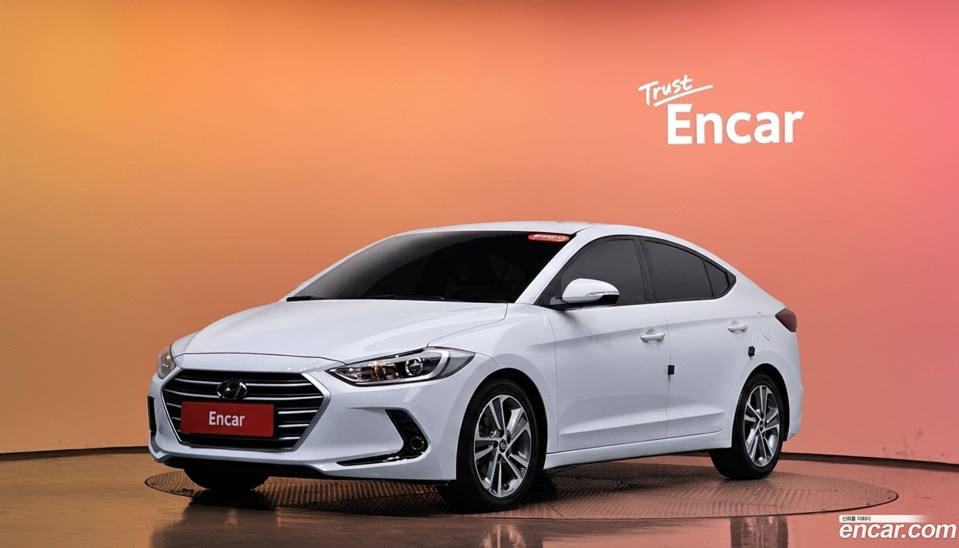 Main__Slider__Photo:AVANTE Hyundai 2018.4-0