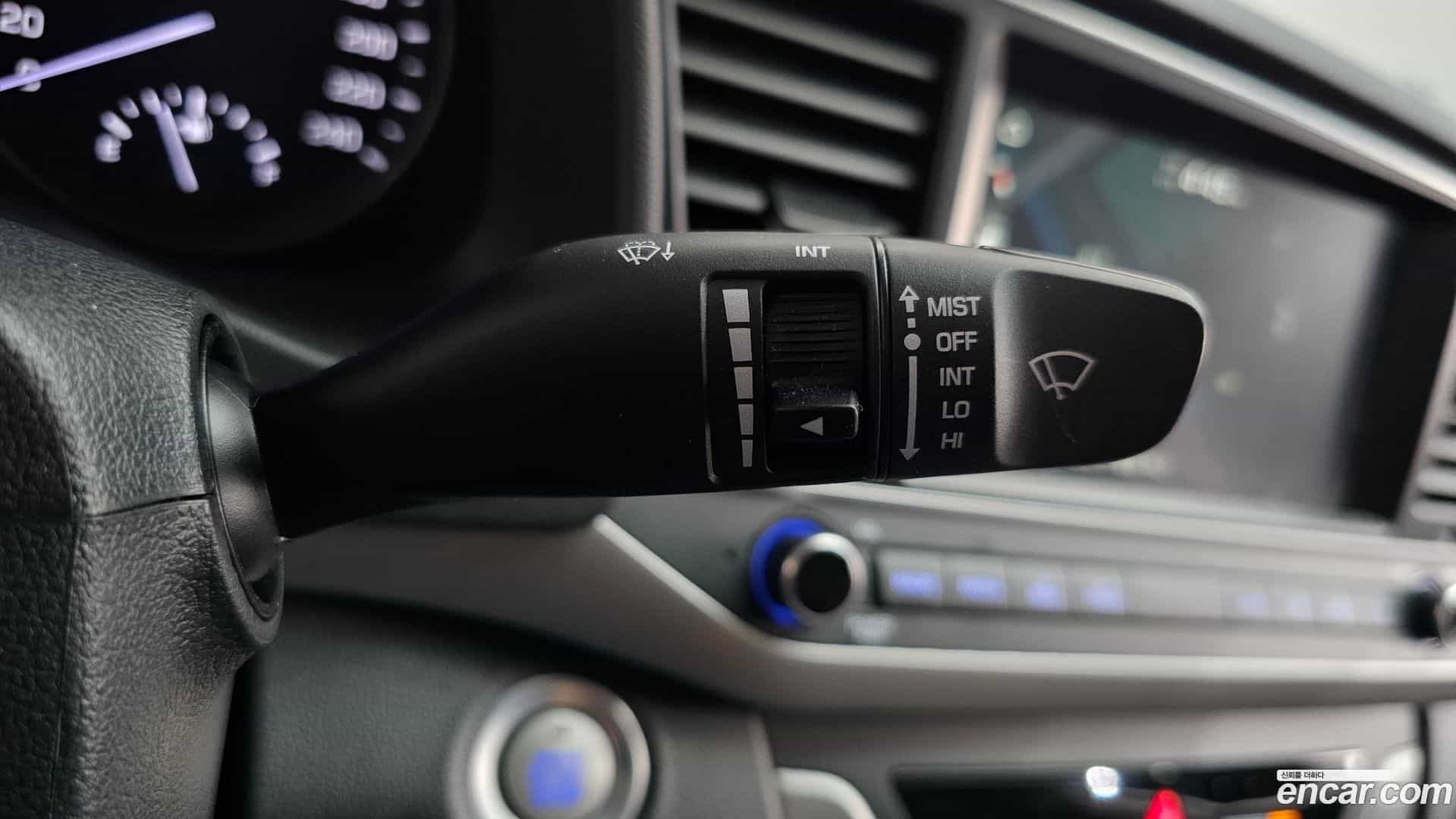 AVANTE Hyundai 2018.4-OPTION-041