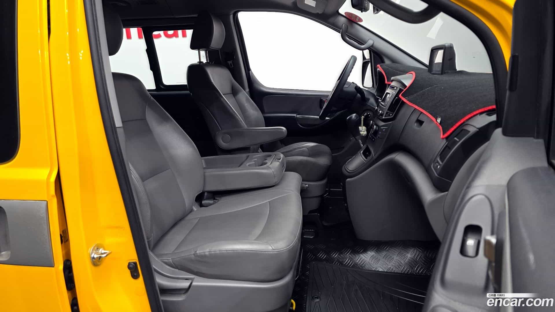 Starex Hyundai 2017.5-OPTION-015
