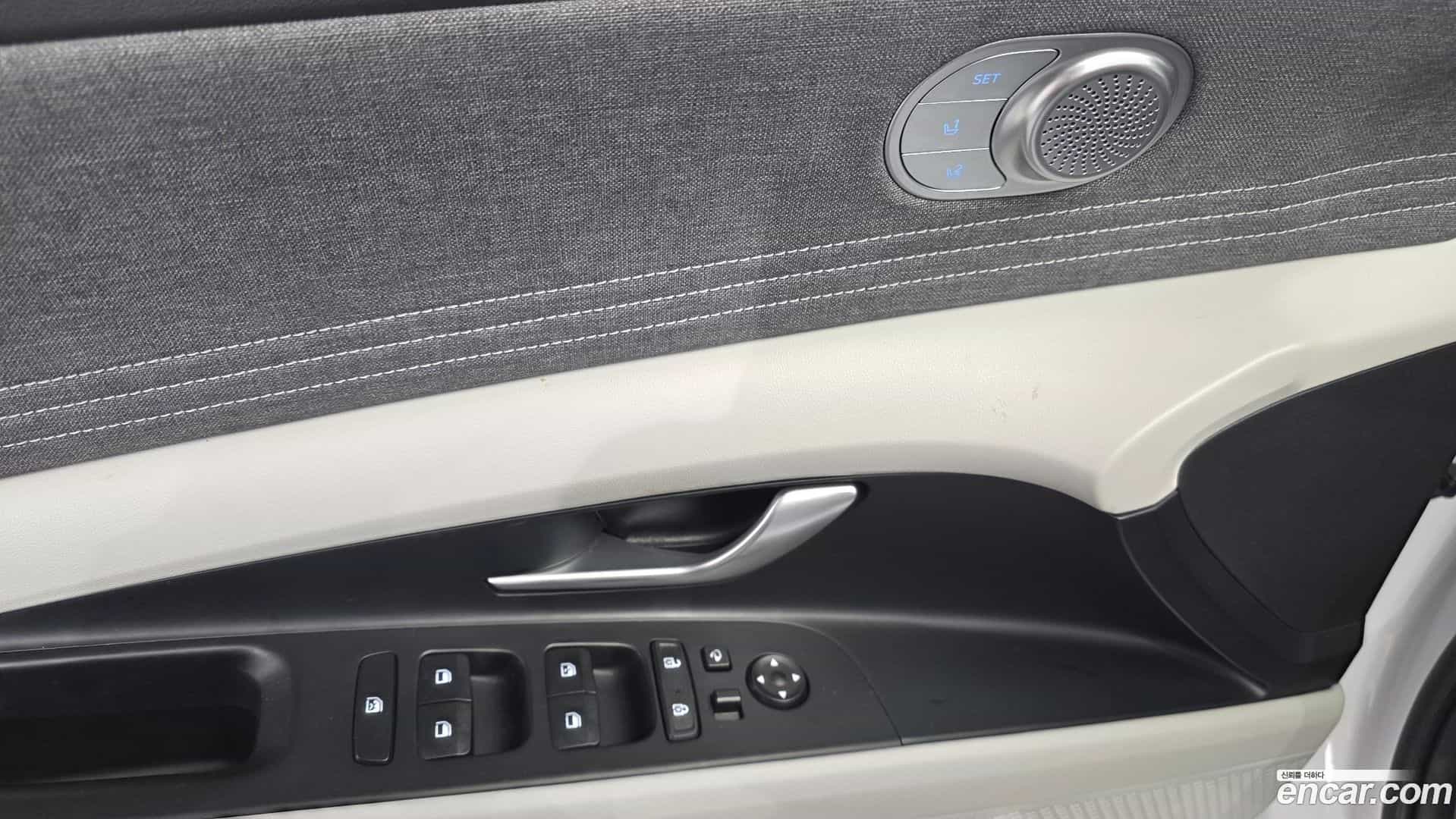 AVANTE Hyundai 2021.3-OPTION-018