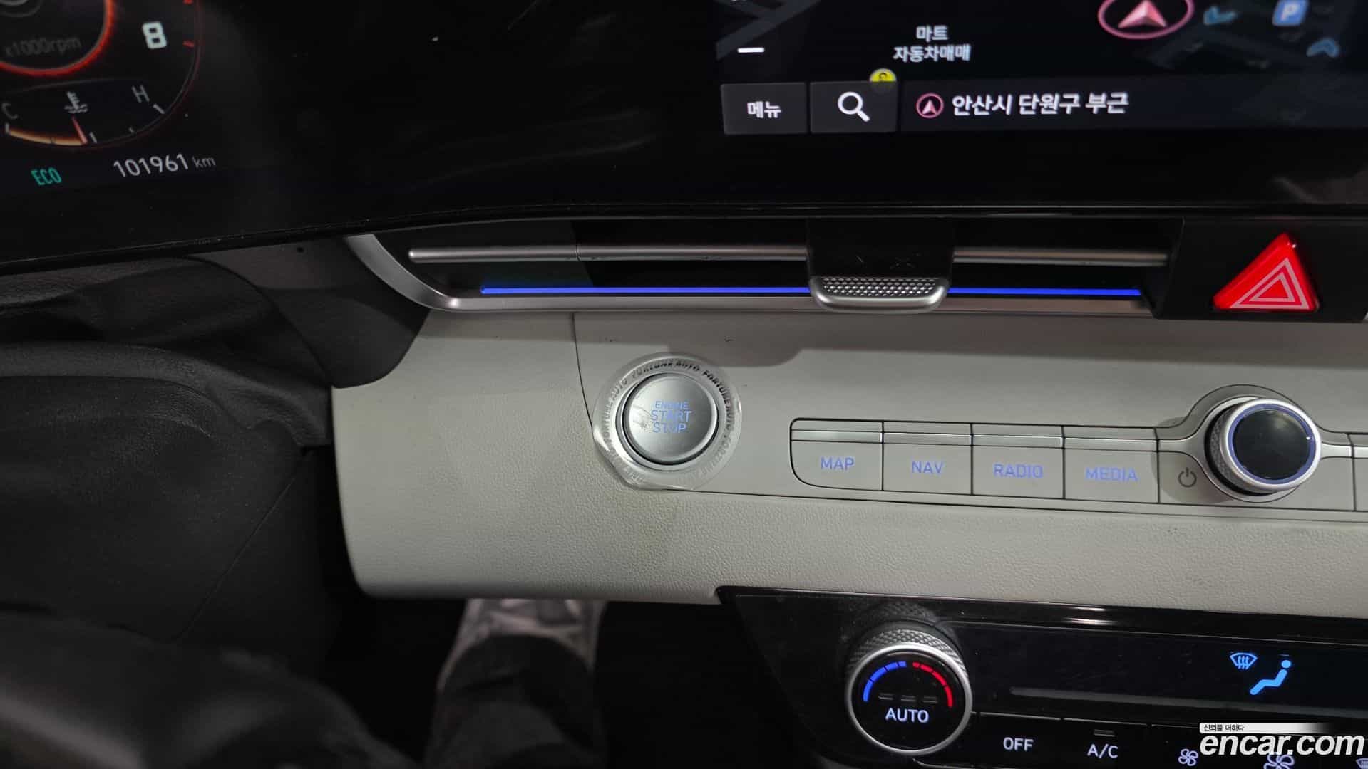 AVANTE Hyundai 2021.3-OPTION-040