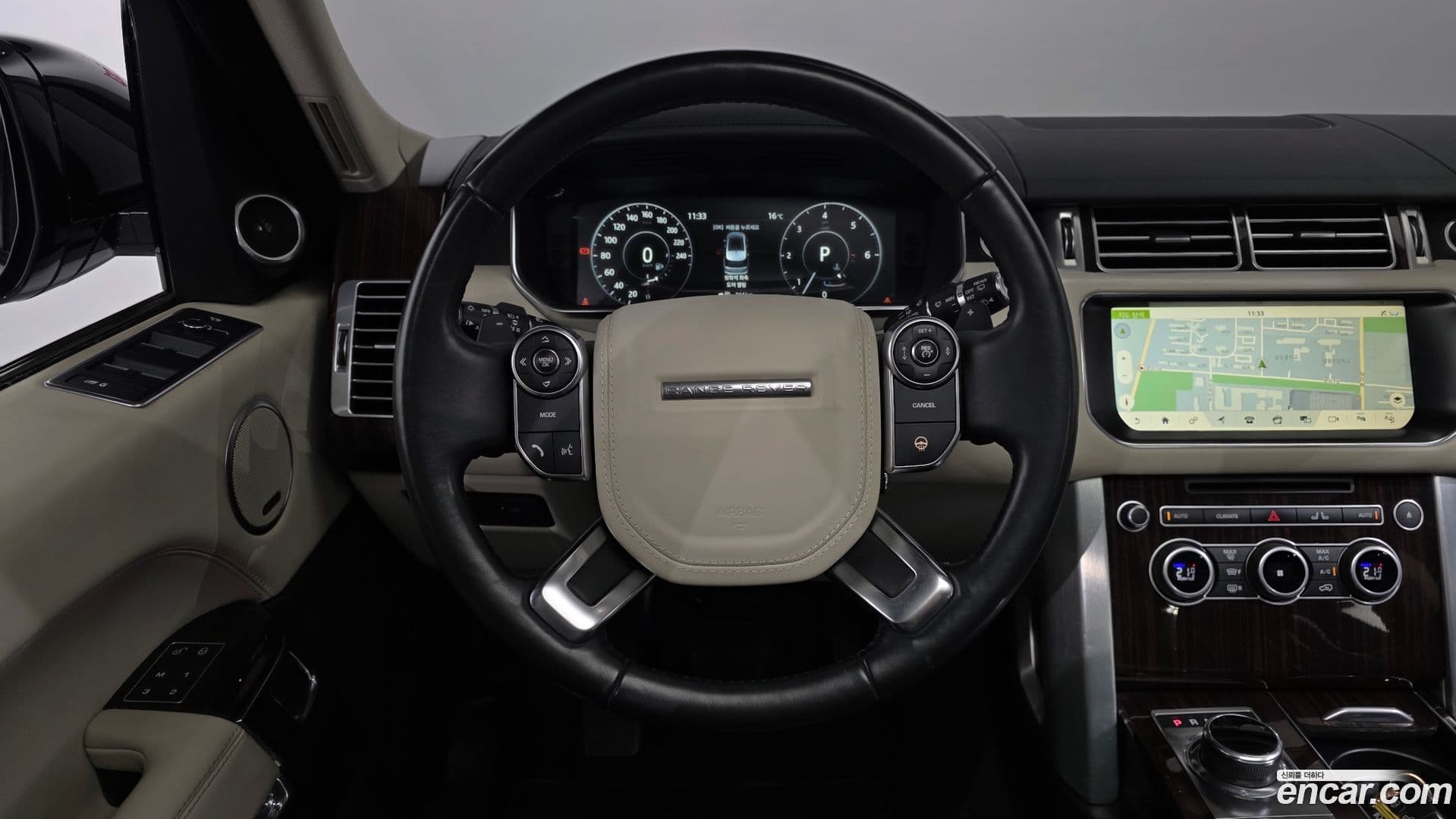 Main__Slider__Photo:Range Rover Land Rover 2017.11-12