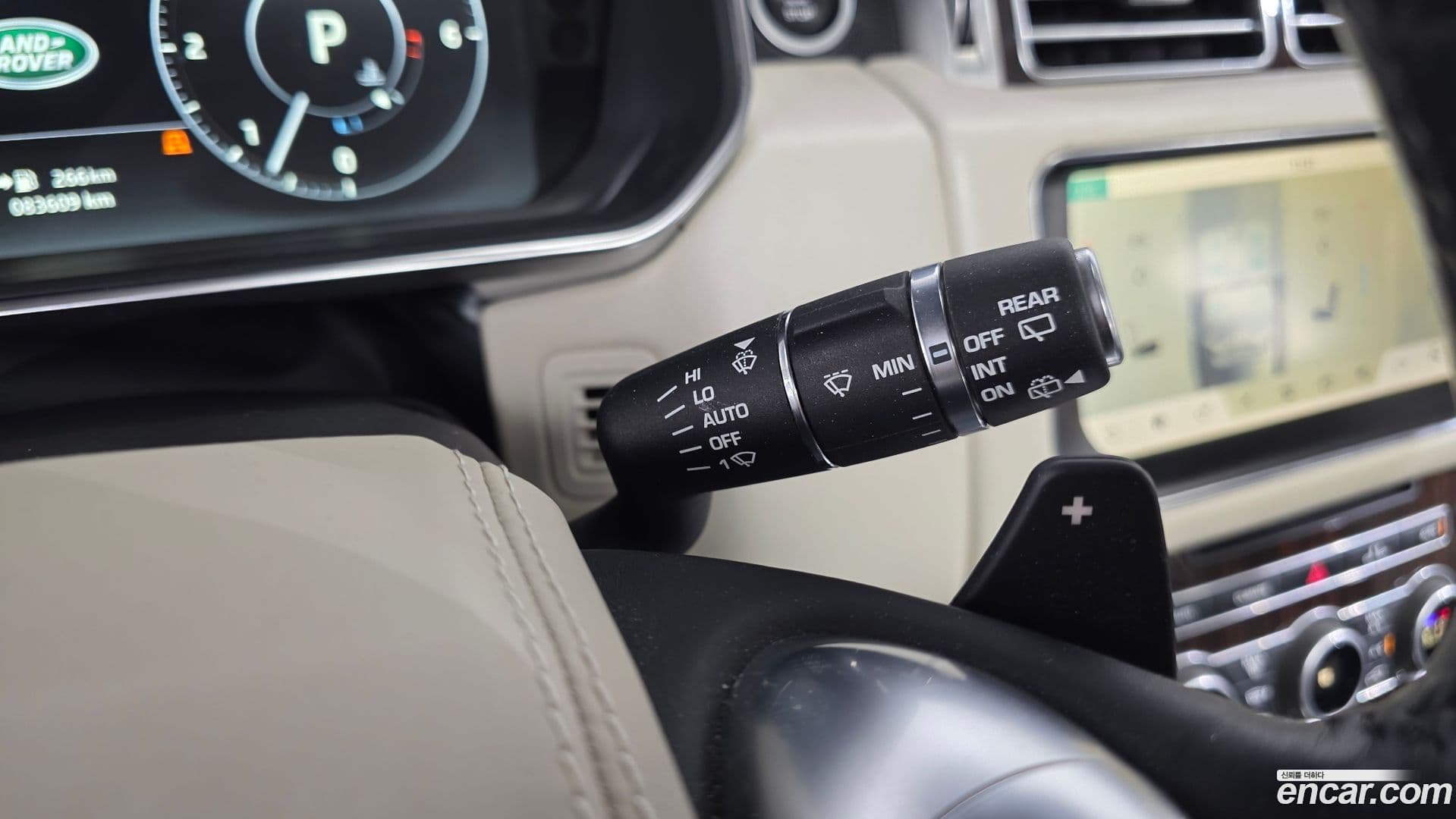 Main__Slider__Photo:Range Rover Land Rover 2017.11-27