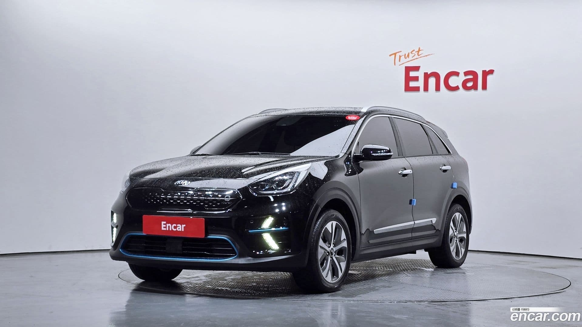 Main__Slider__Photo:Niro Kia 2019.3-0