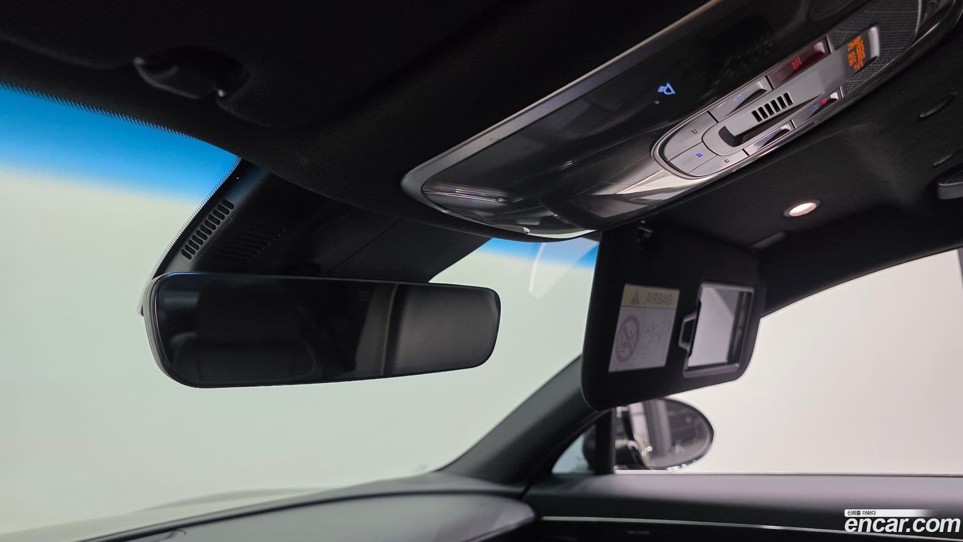 Main__Slider__Photo:G90 Genesis 2022.5-16