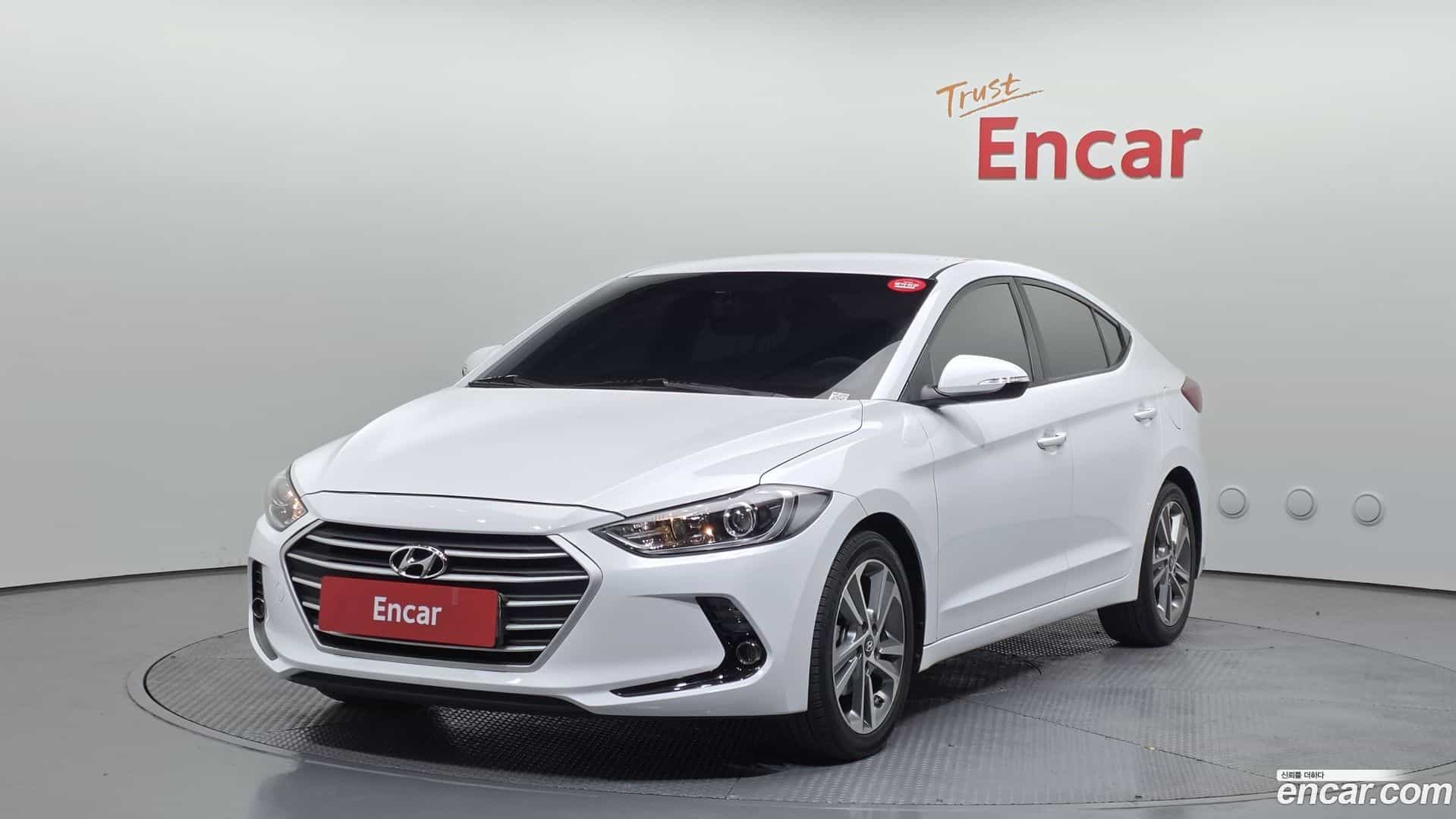 AVANTE Hyundai 2018.3-OUTER-001