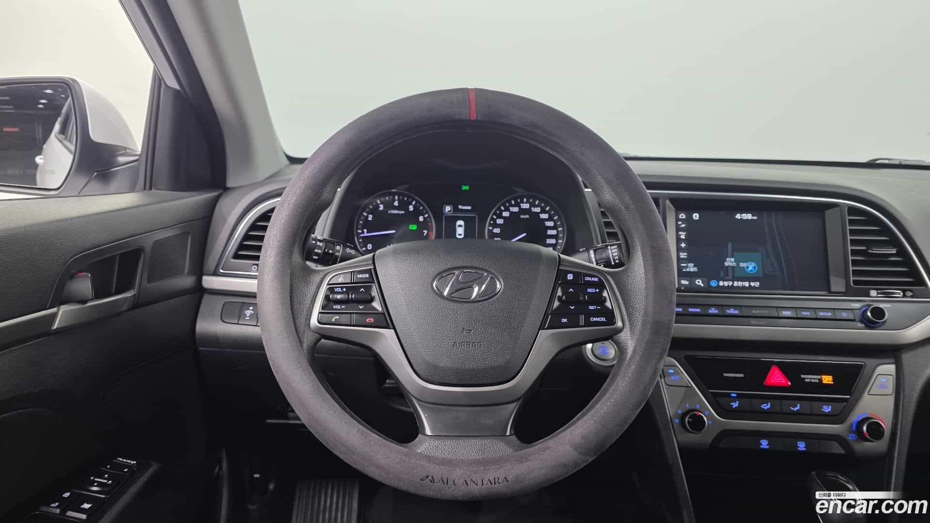 AVANTE Hyundai 2018.3-OPTION-017