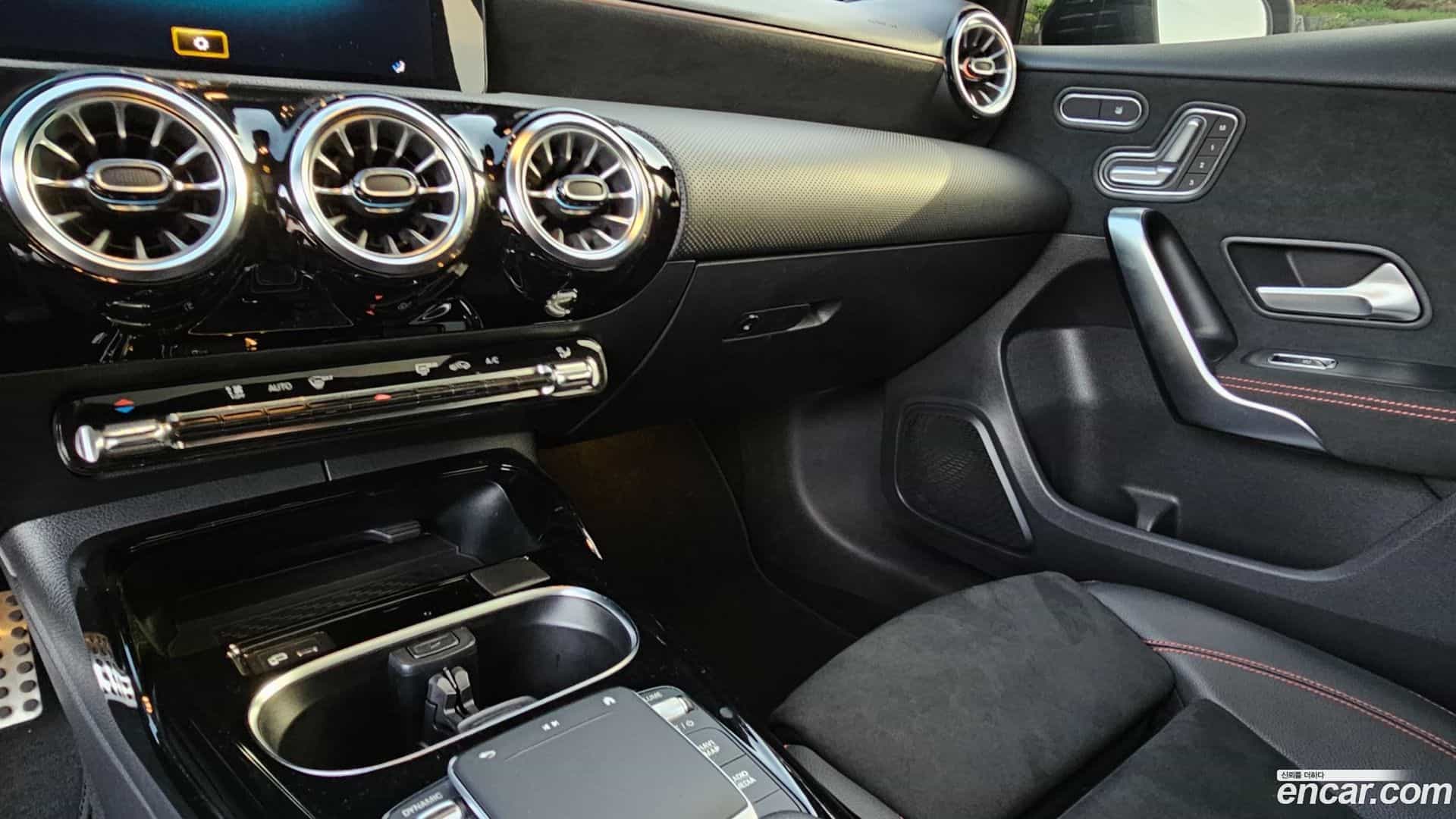 A-Class Mercedes-Benz 2021.5-OPTION-021