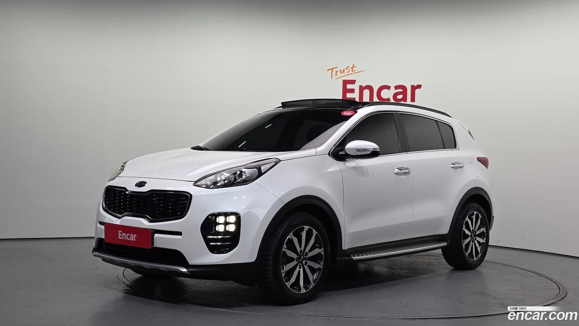 Main__Slider__Photo:Sportage Kia 2017.0-0