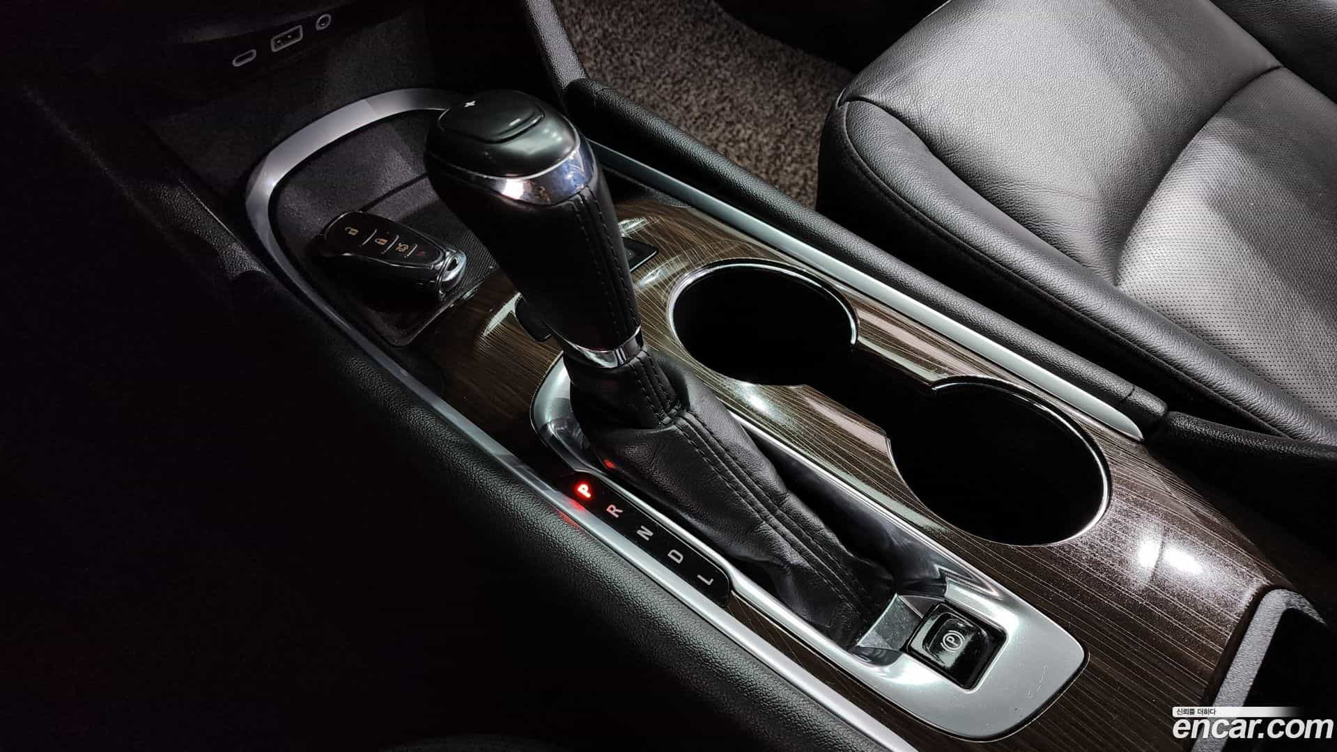 Malibu Chevrolet 2020.8-INNER-009