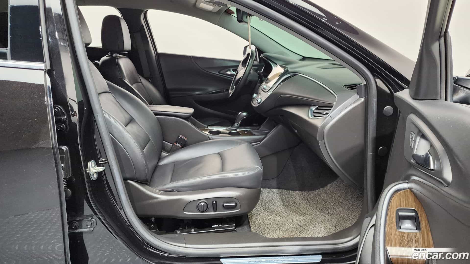 Malibu Chevrolet 2020.8-OPTION-015