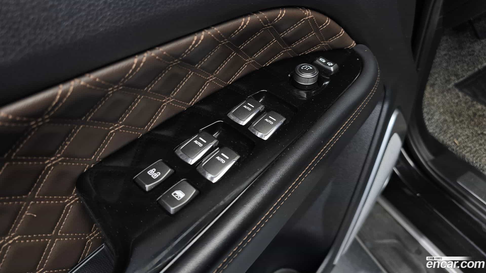 Rexton KG Mobility 2023.4-OPTION-043