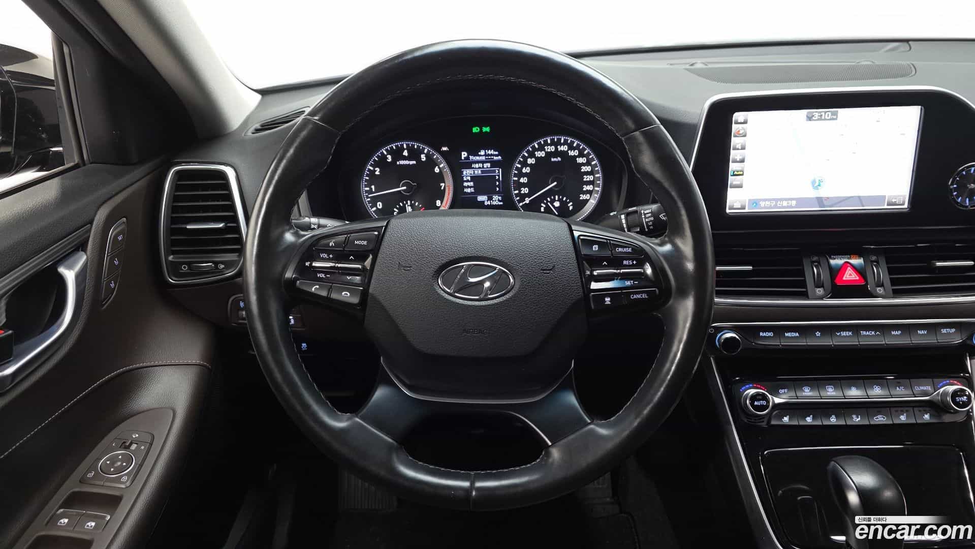 Grandeur Hyundai 2018.7-OPTION-018