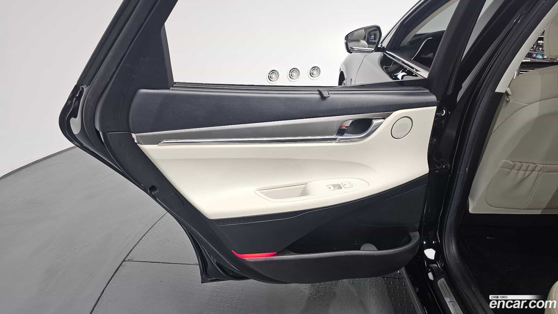Grandeur Hyundai 2022.7-INNER-035