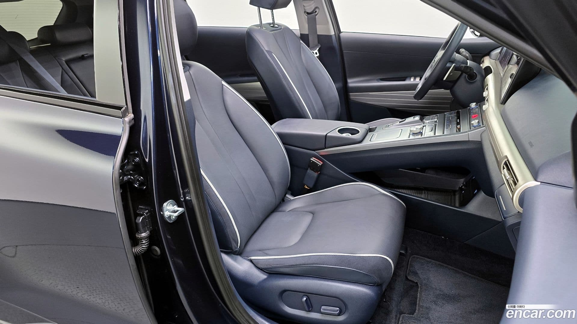 Main__Slider__Photo:Nexo Hyundai 2024.3-25