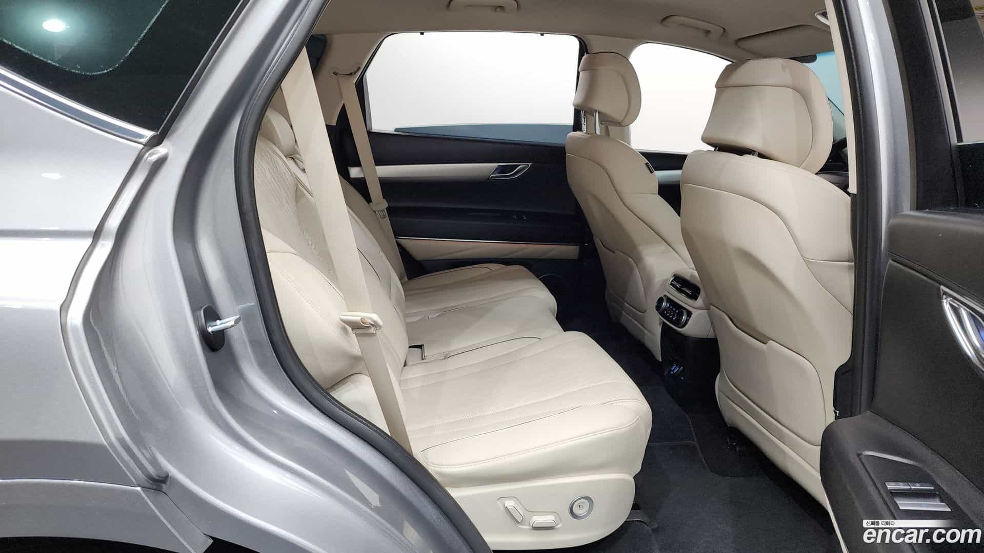 GV80 Genesis 2023.6-OPTION-015