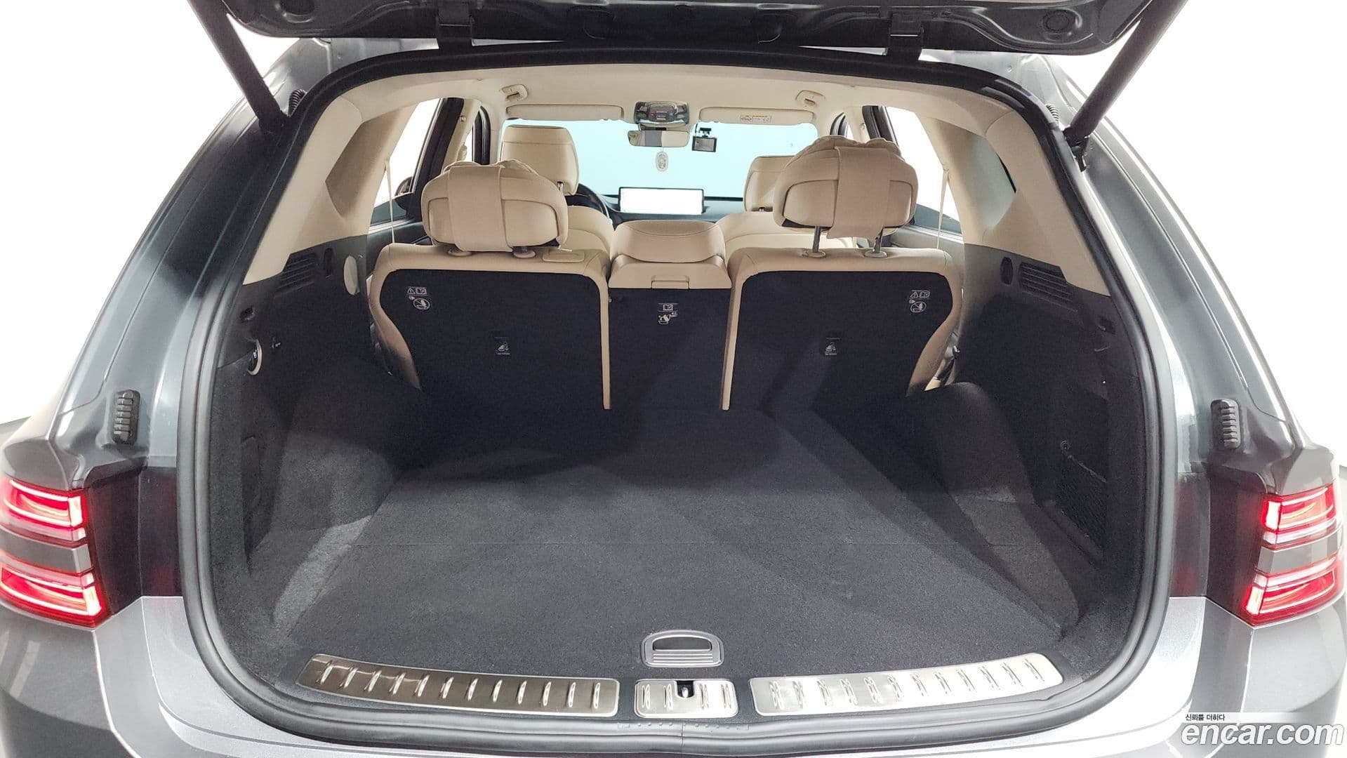 Main__Slider__Photo:GV80 Genesis 2023.6-18