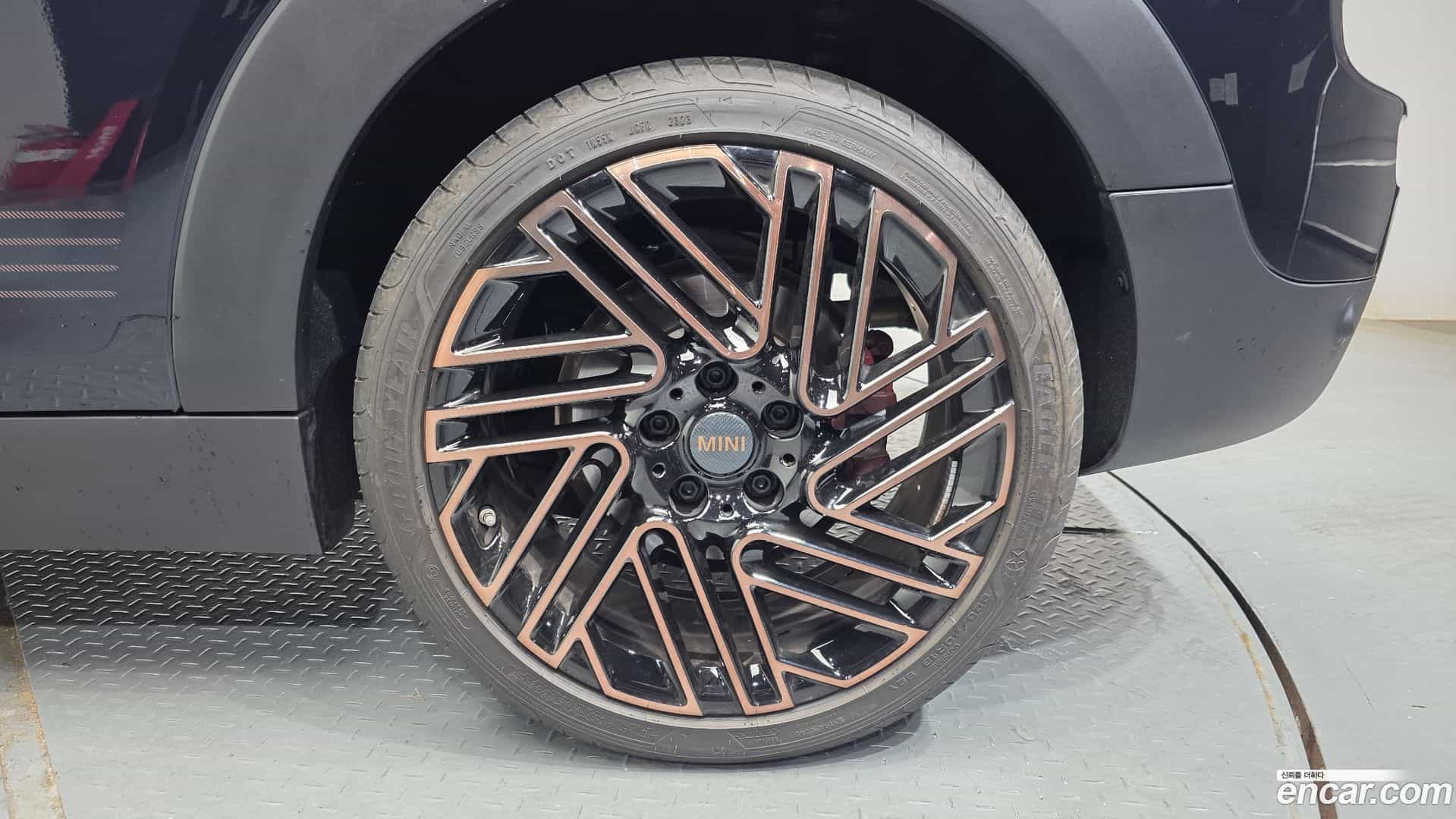 Clubman Mini 2024.5-OUTER-031