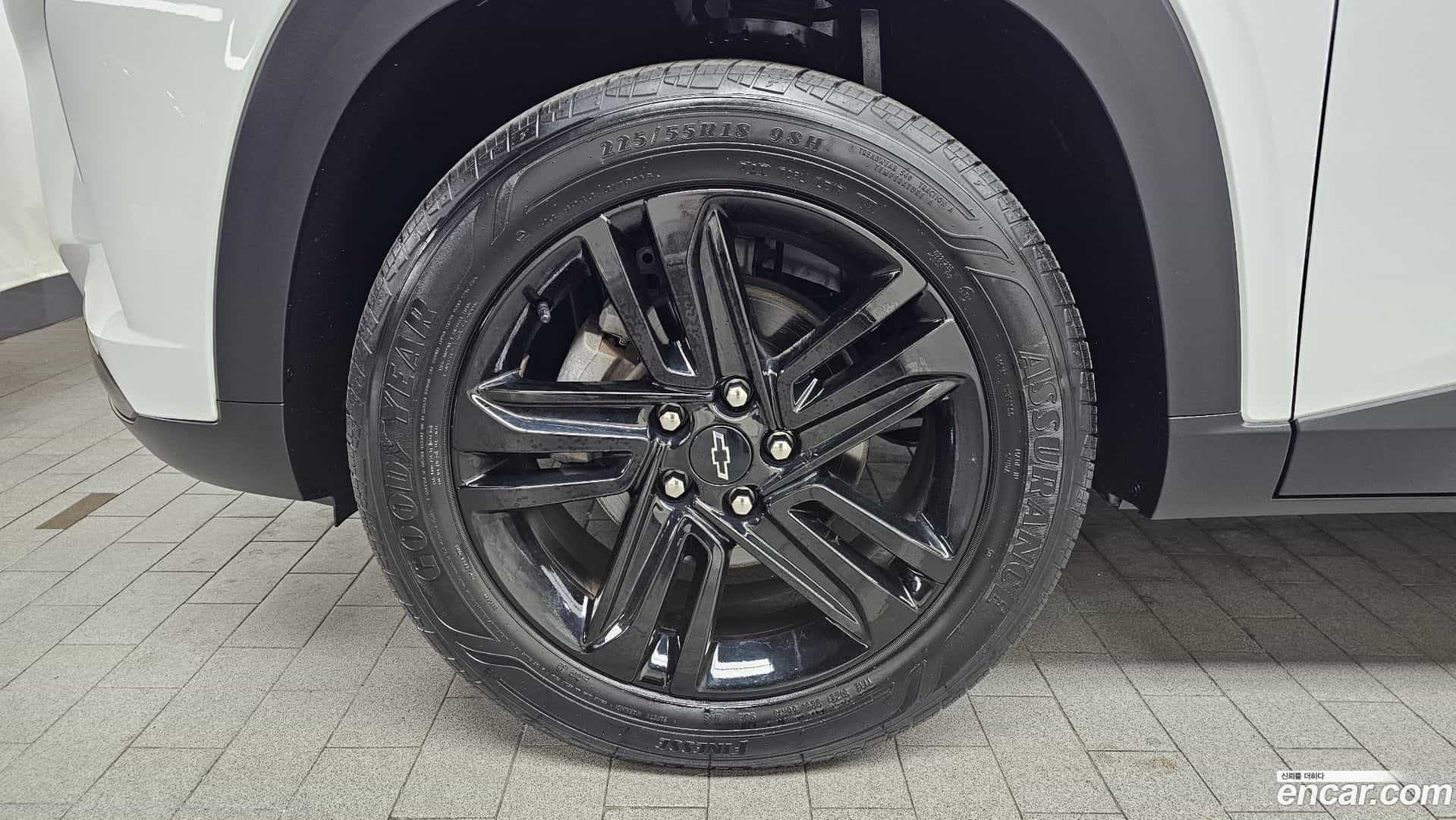 Trax Chevrolet 2023.5-OUTER-005