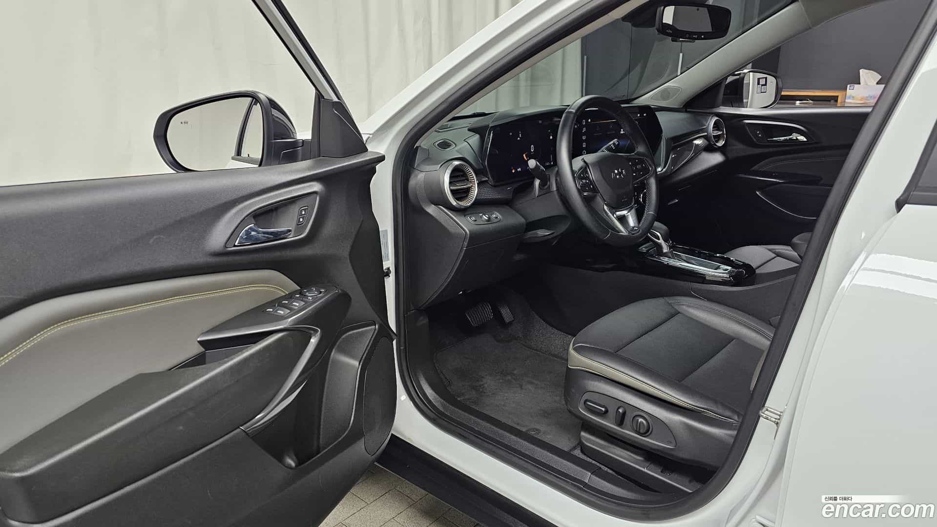 Trax Chevrolet 2023.5-INNER-010