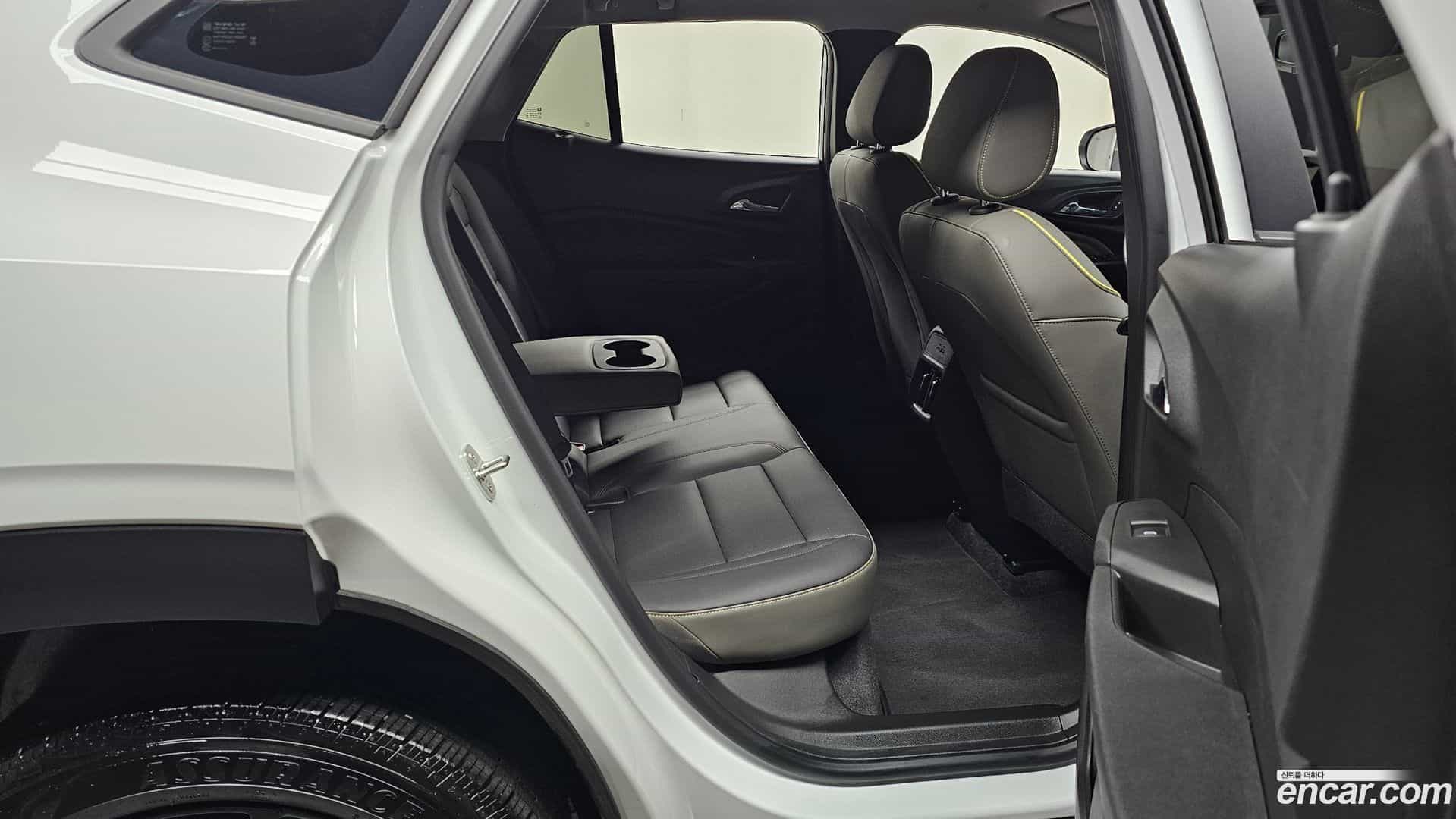 Trax Chevrolet 2023.5-OPTION-016