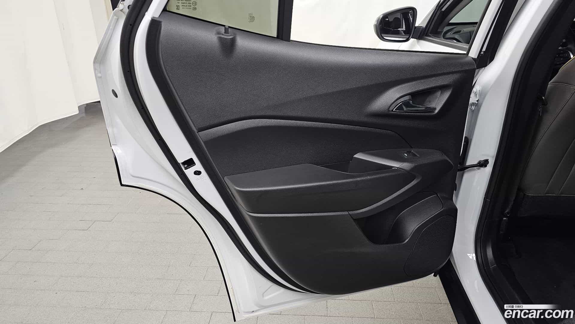 Trax Chevrolet 2023.5-INNER-035