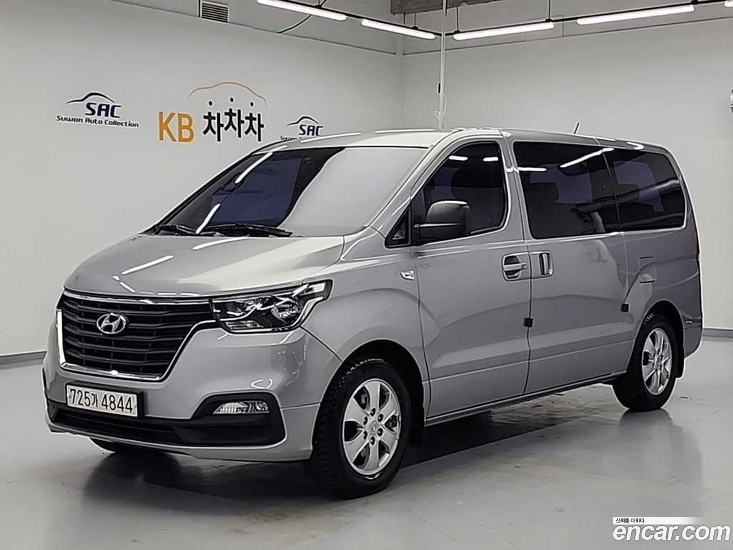 Main__Slider__Photo:Starex Hyundai 2018.9-0