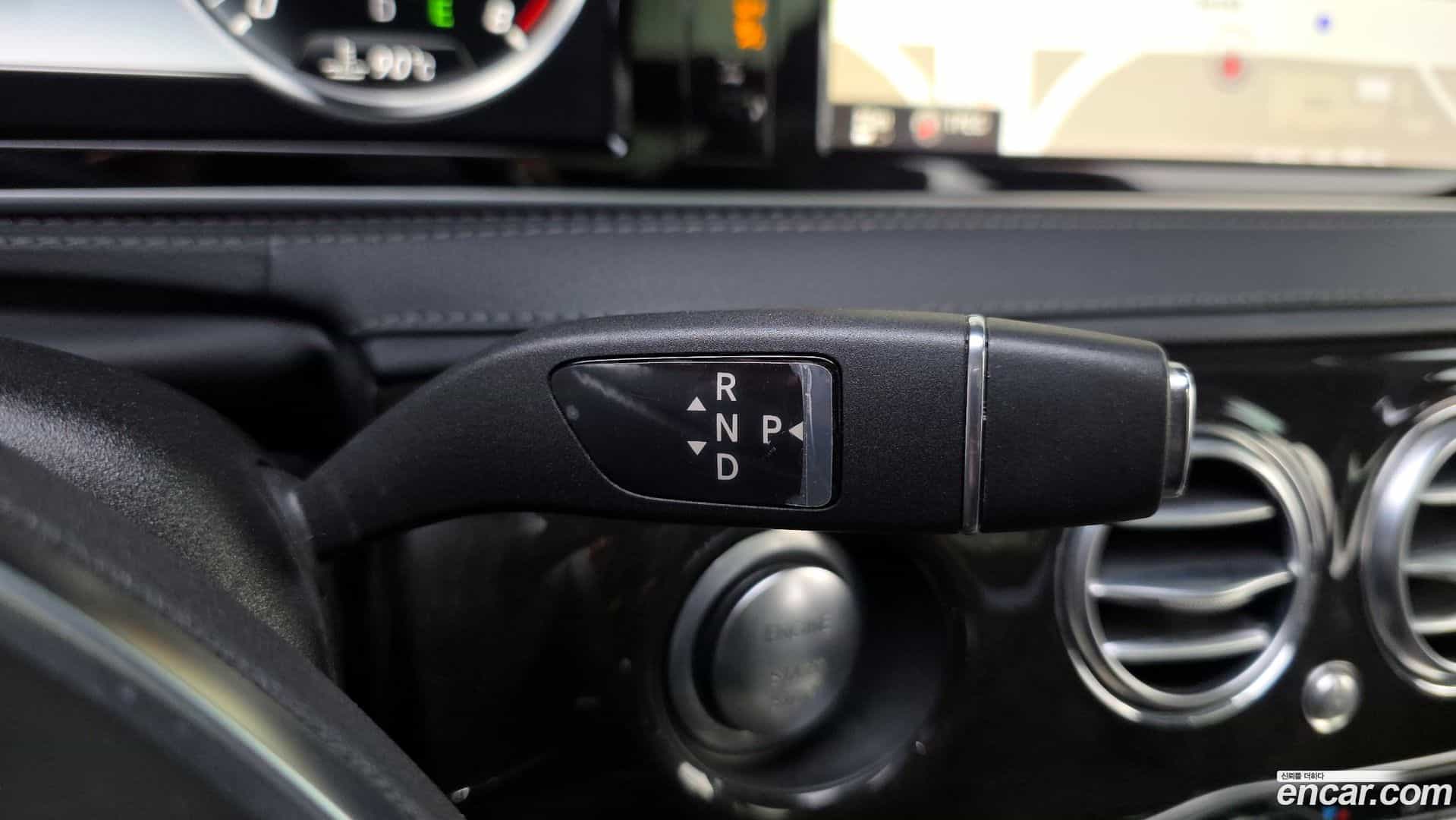 S-Class Mercedes-Benz 2015.2-INNER-009