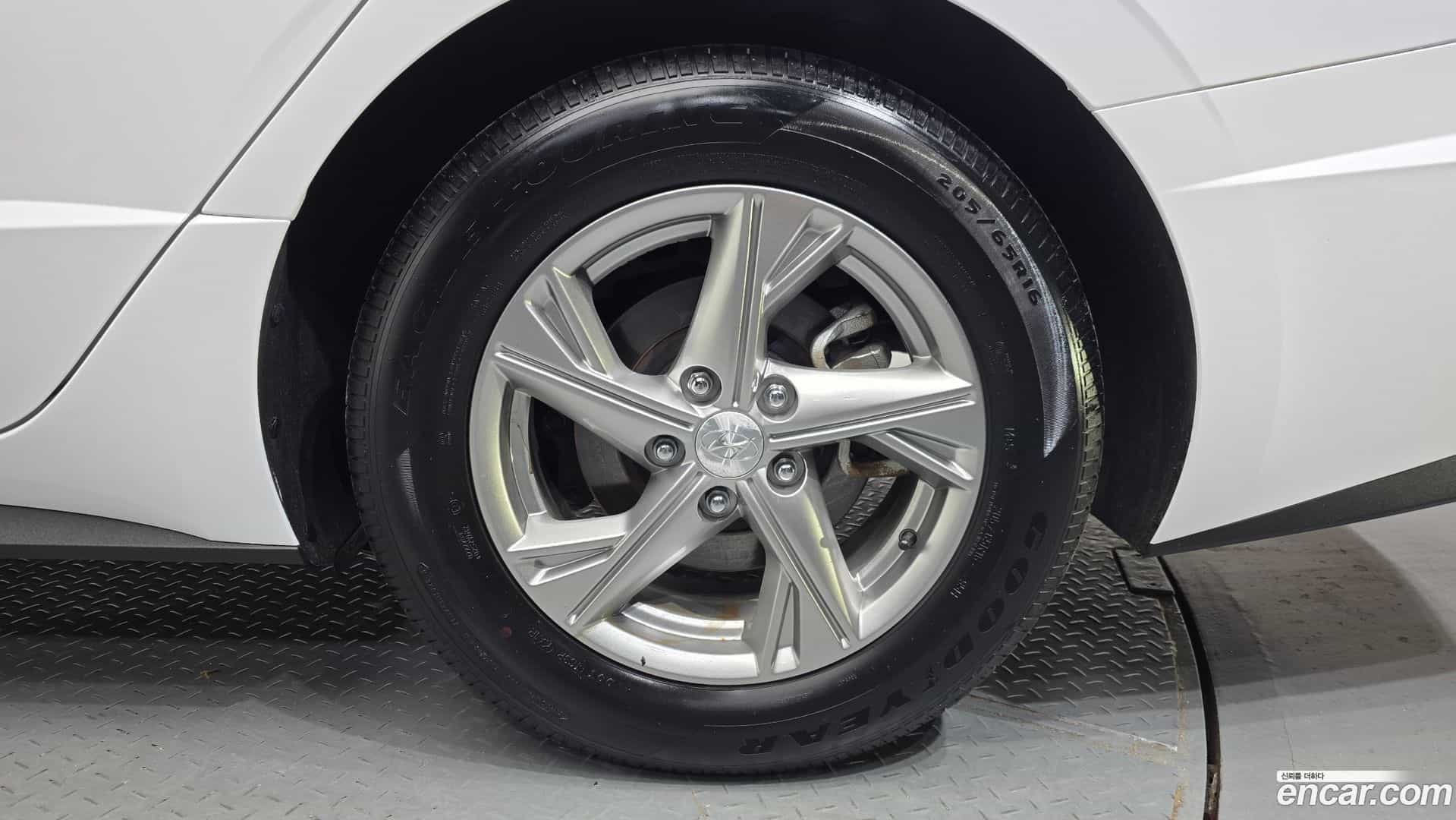 Sonata Hyundai 2022.1-OUTER-031