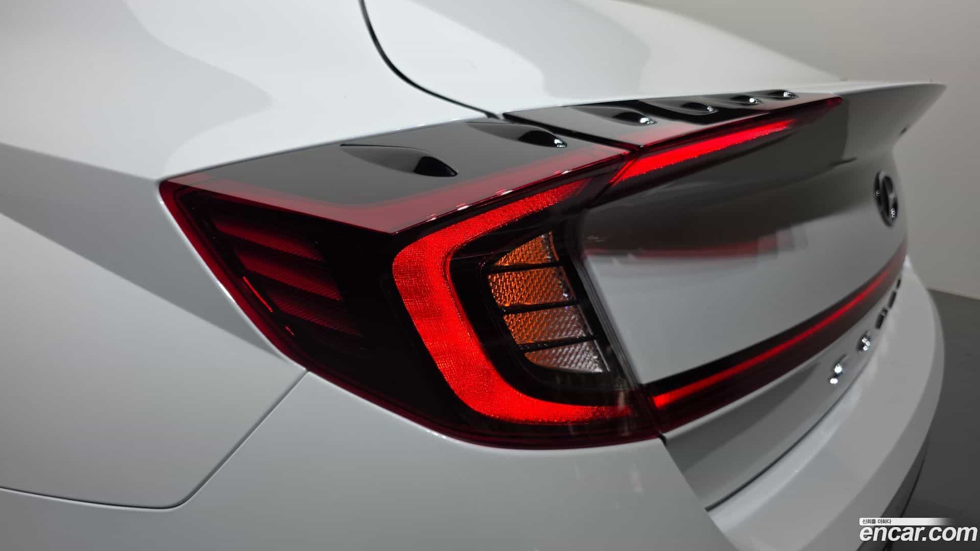 Sonata Hyundai 2022.1-OUTER-033