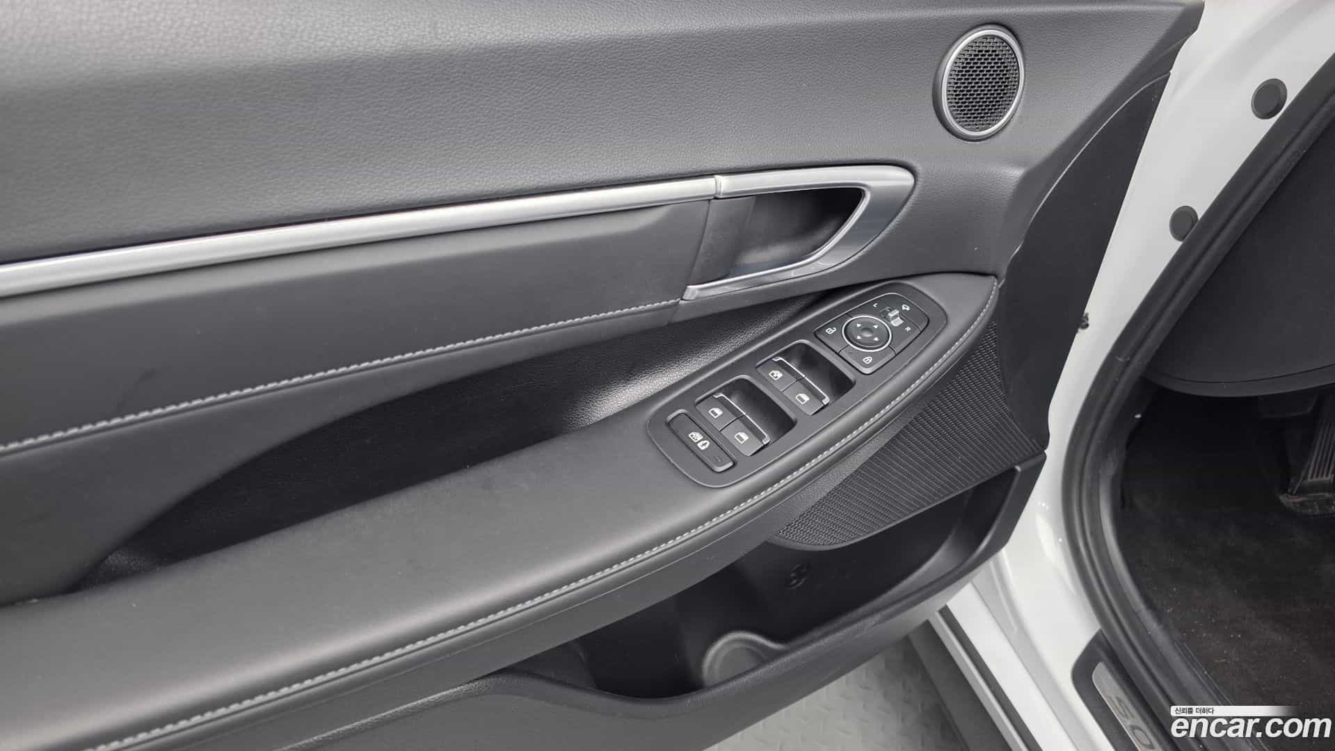Sonata Hyundai 2022.1-INNER-034
