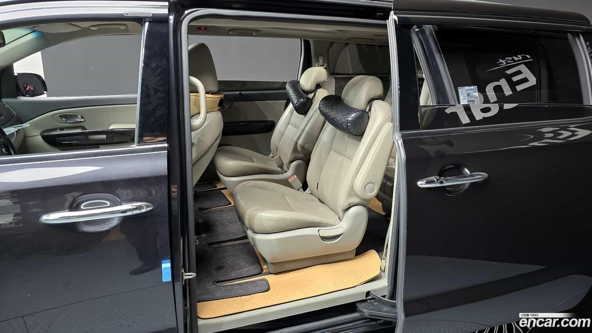 Canival Kia 2018.8-OPTION-015