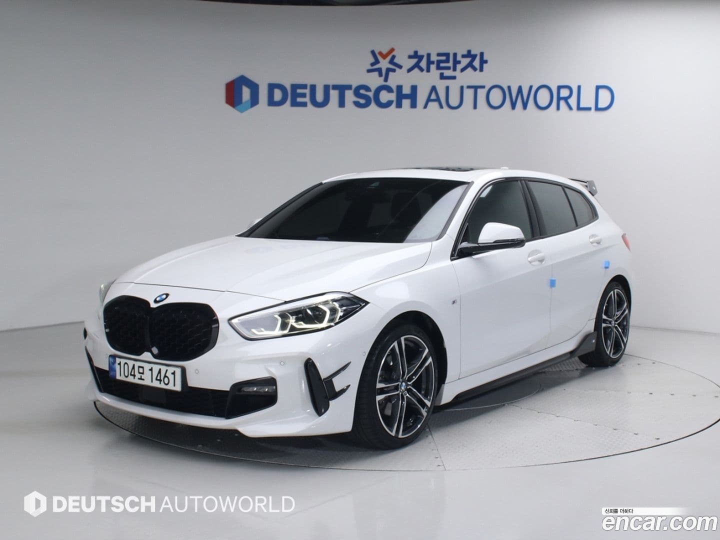 Main__Slider__Photo:1-Series BMW 2021.6-0