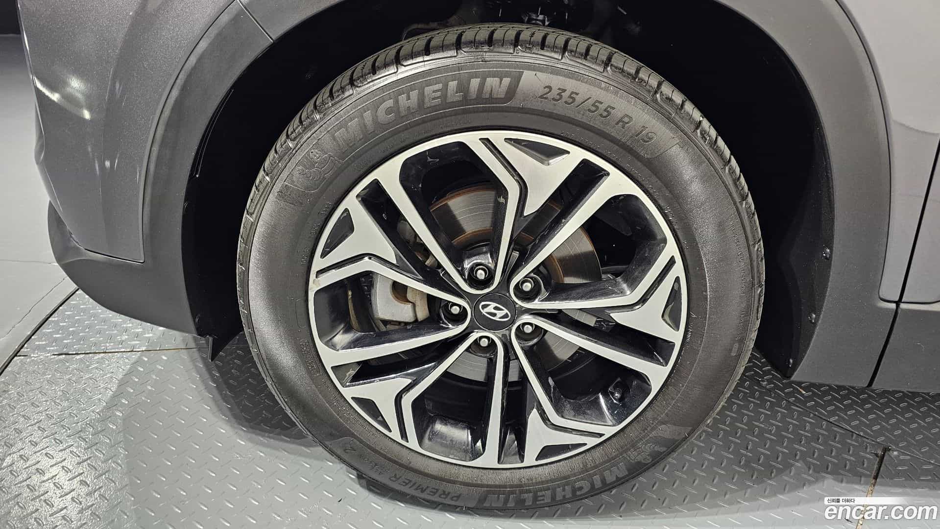Santafe Hyundai 2019.1-OUTER-005