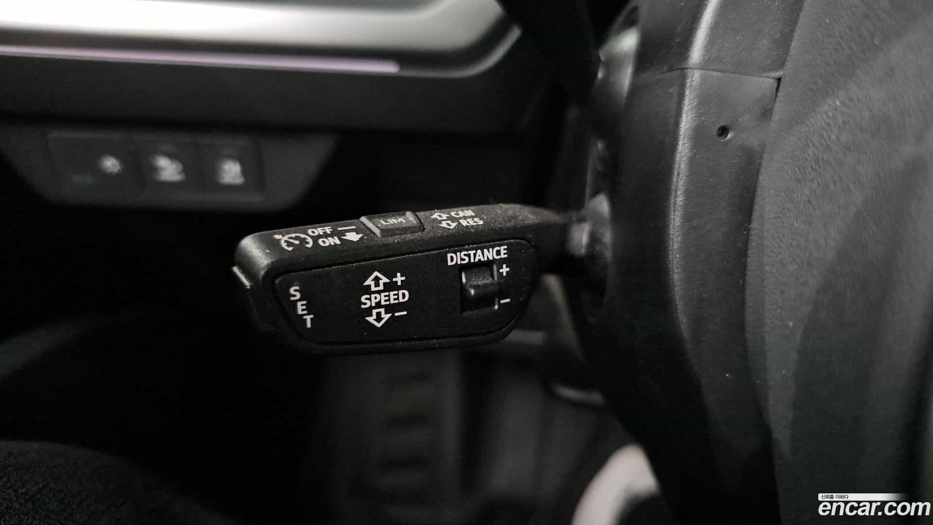 Q4 e-tron Audi 2022.9-OPTION-020