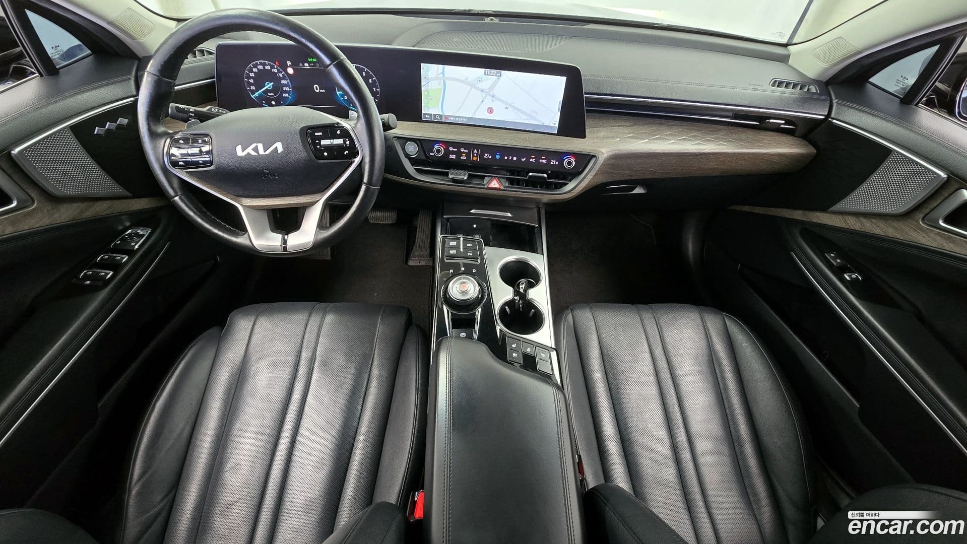 Main__Slider__Photo:K8 Kia 2021.4-6
