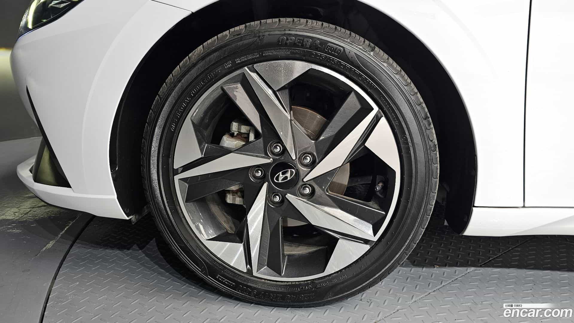 AVANTE Hyundai 2020.8-OUTER-005
