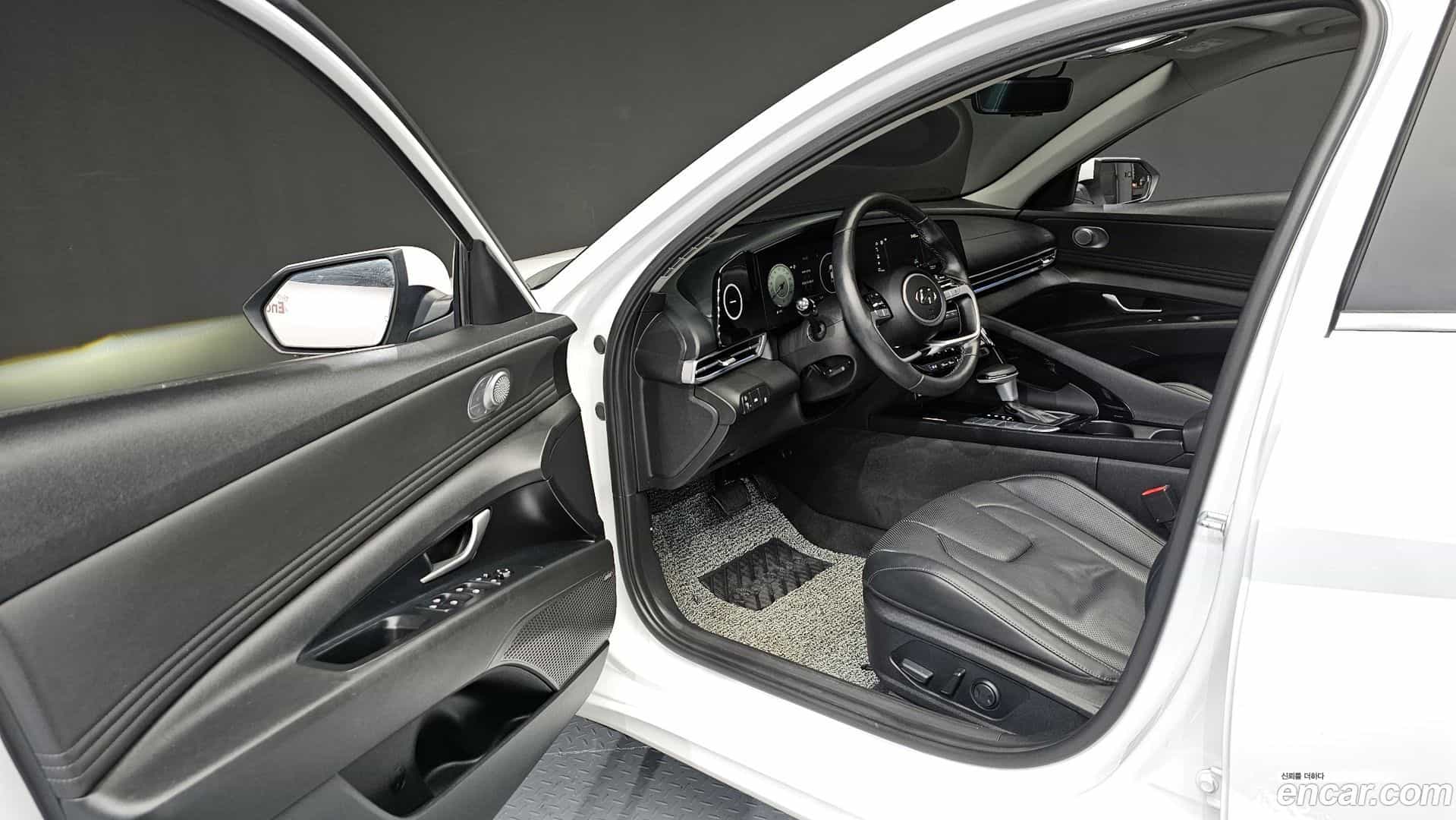 AVANTE Hyundai 2020.8-INNER-010