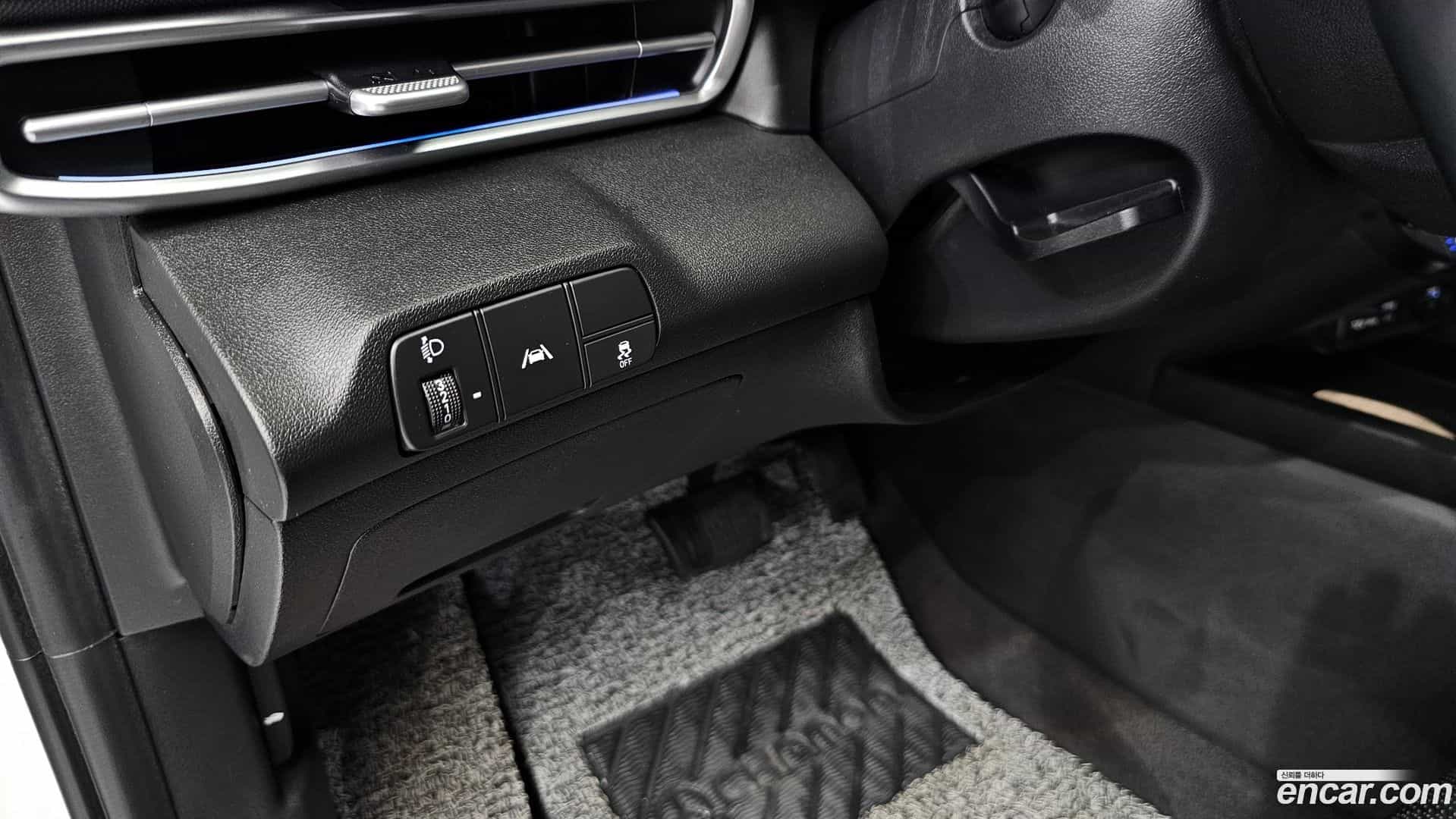 AVANTE Hyundai 2020.8-OPTION-023