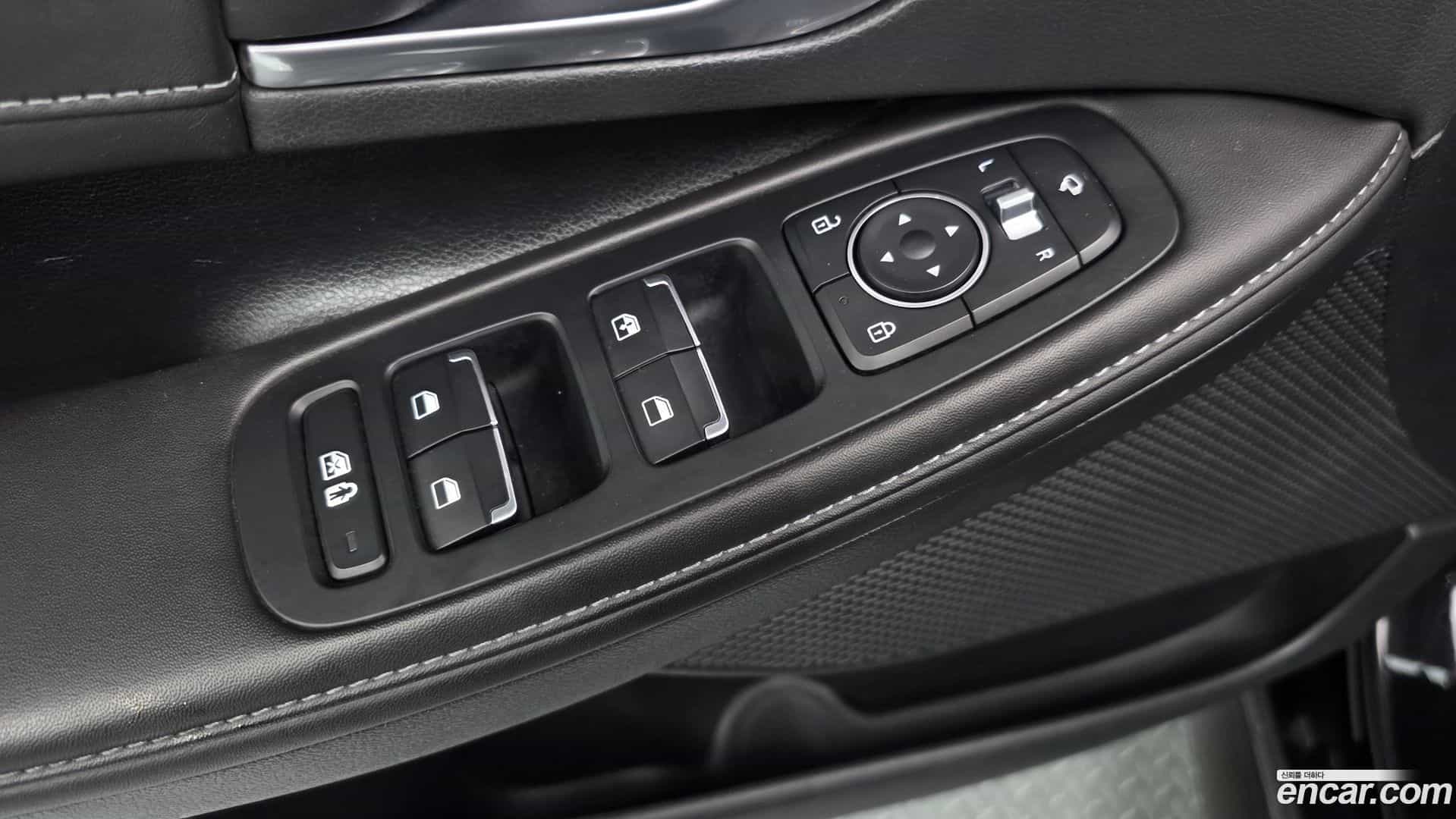 Sonata Hyundai 2023.1-OPTION-041