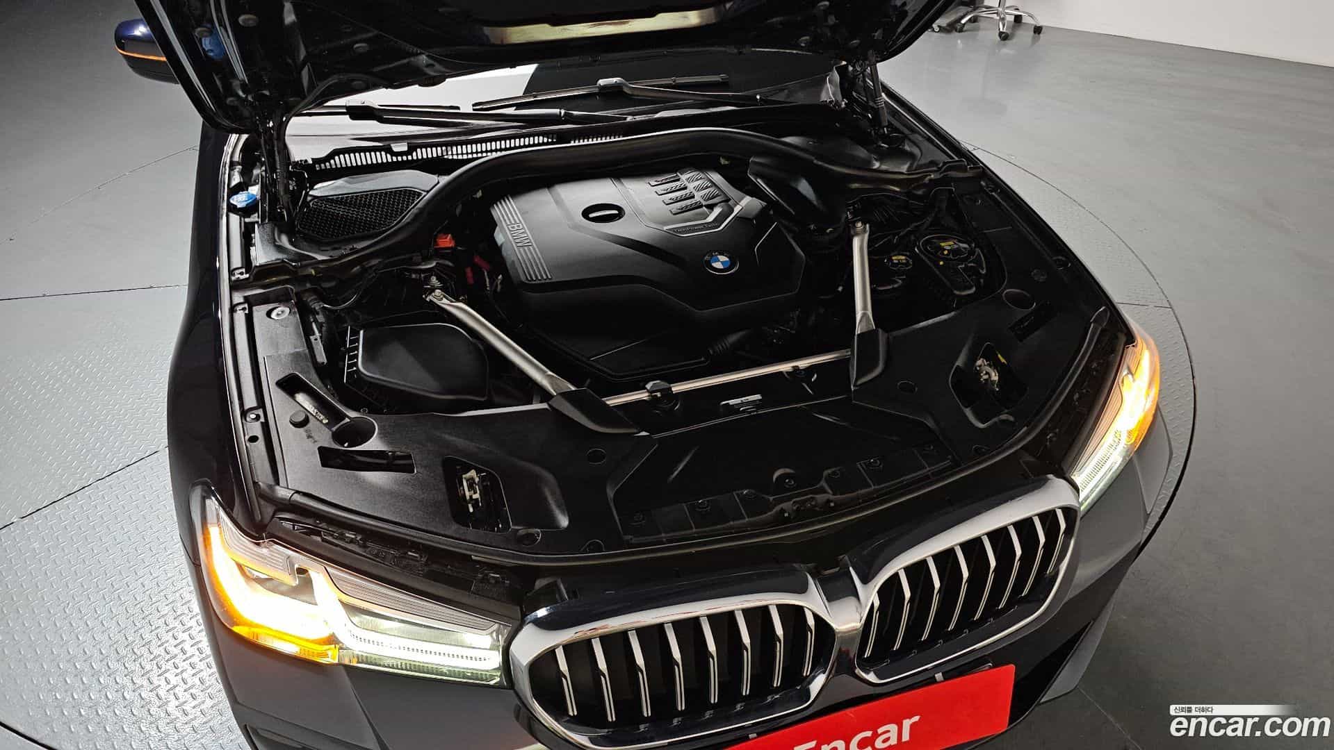 5-Series BMW 2022.3-OUTER-006