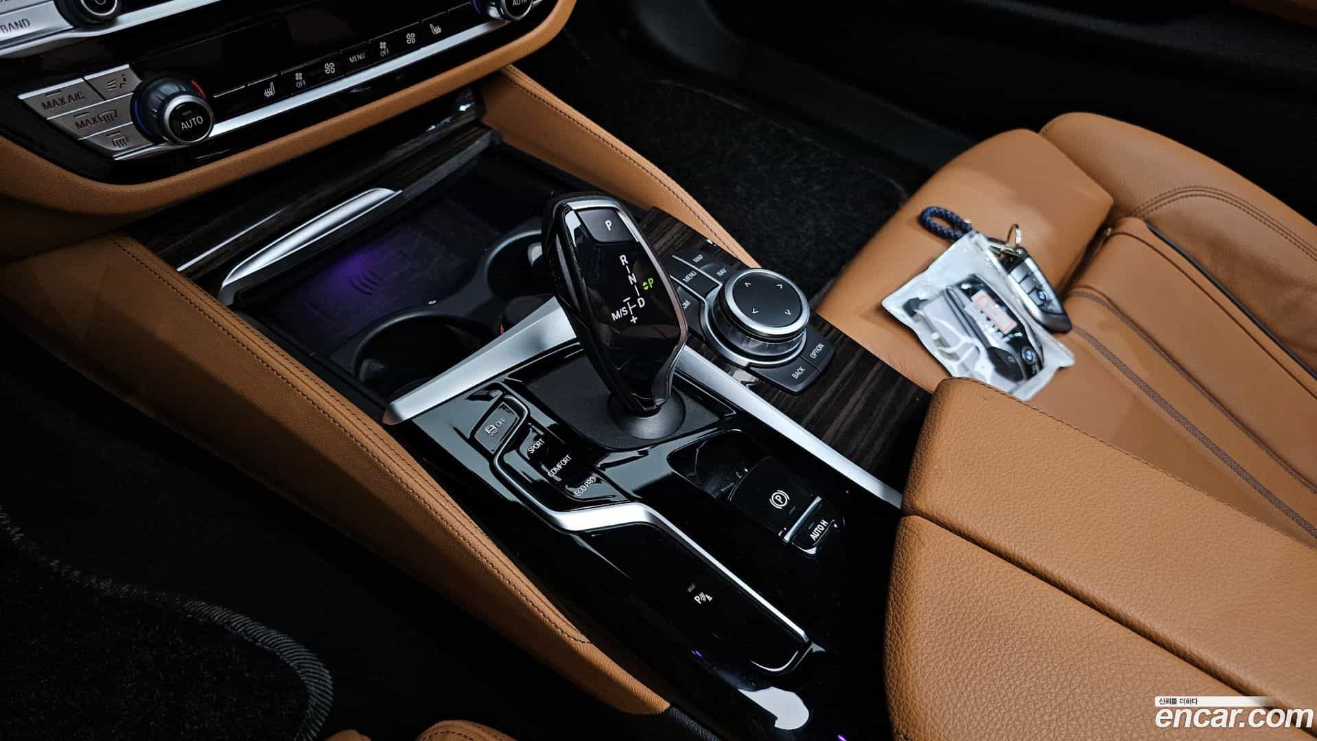 5-Series BMW 2022.3-INNER-009